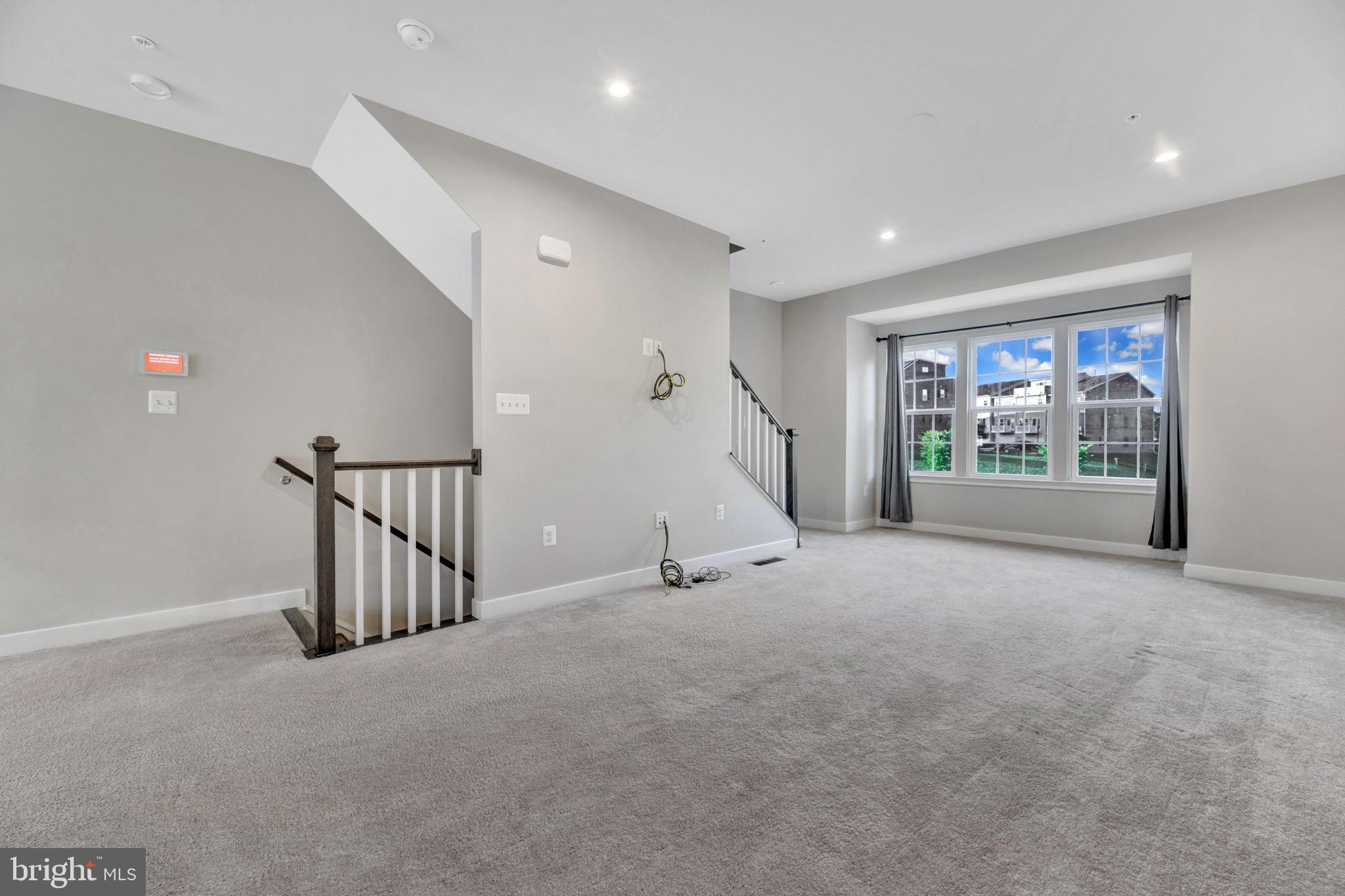 LARGO TOWN CENTER - Residential Lease