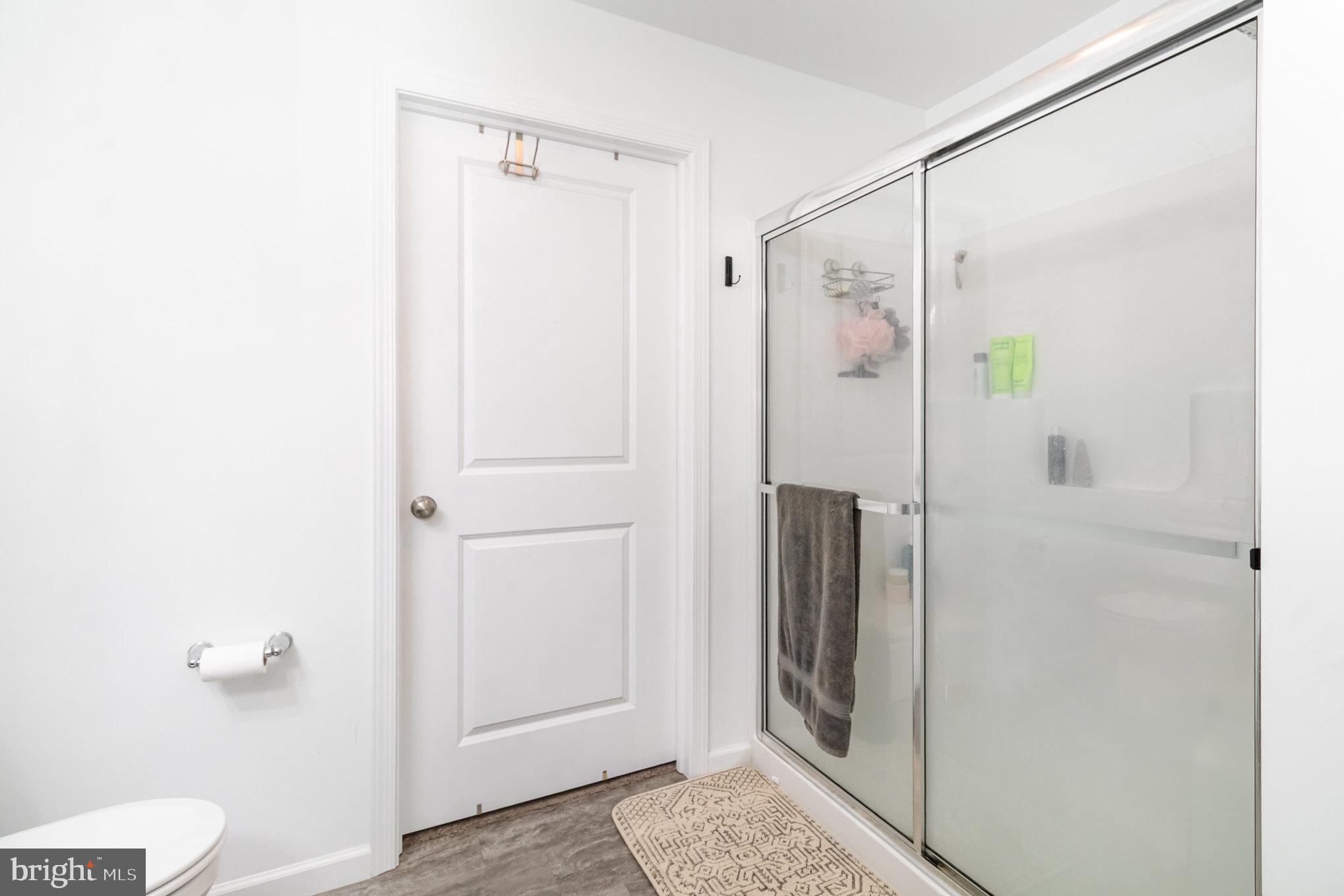 DICKINSON PLACE - Residential