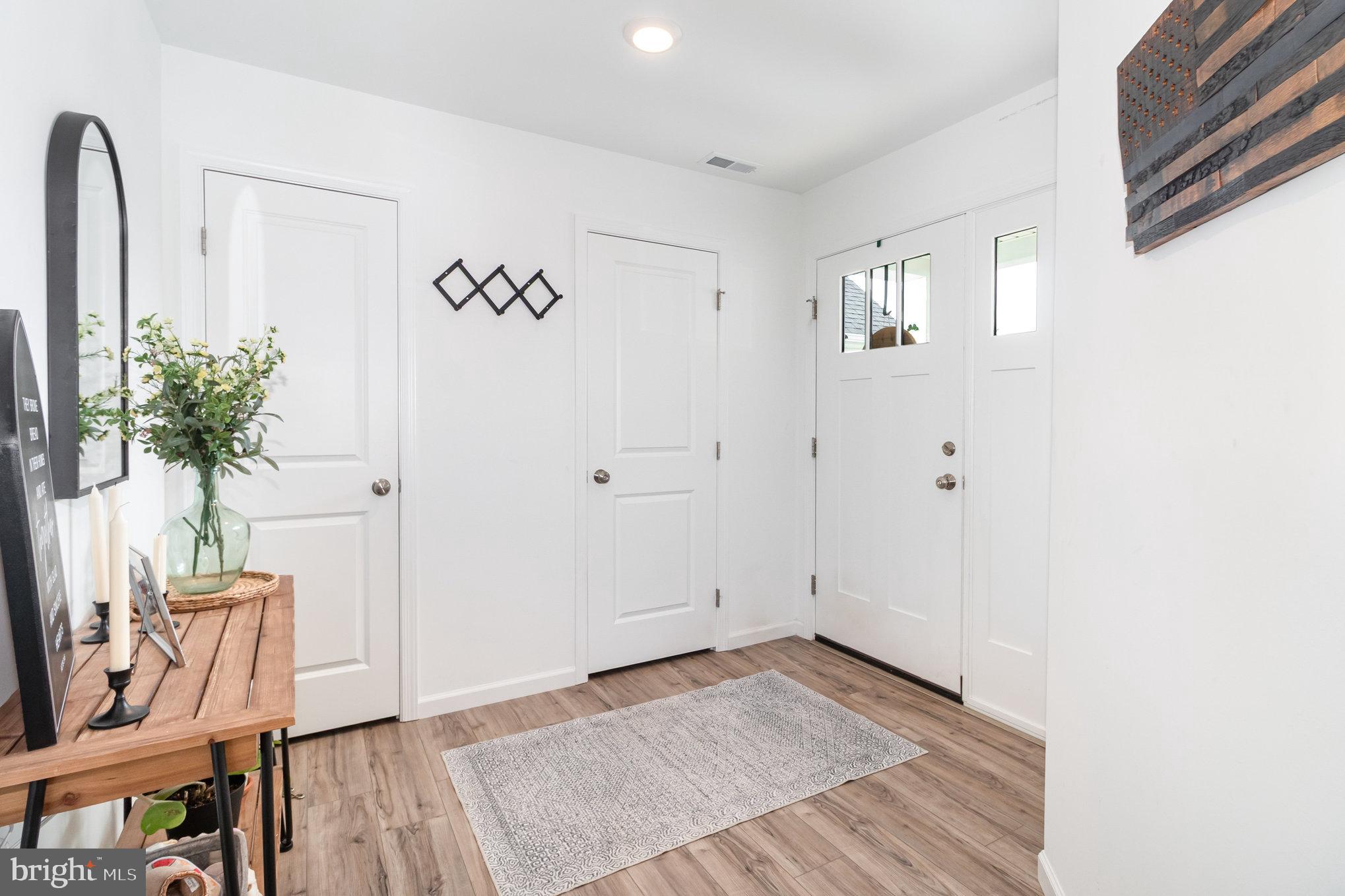 DICKINSON PLACE - Residential