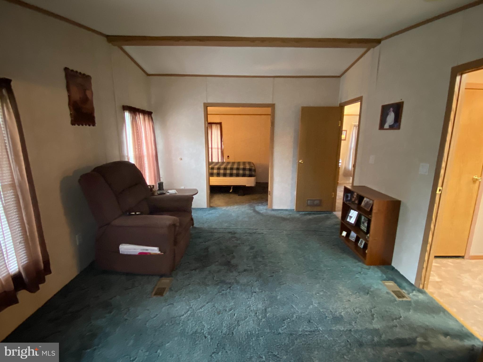 LAKEVIEW COUNTRY ESTATES - Residential