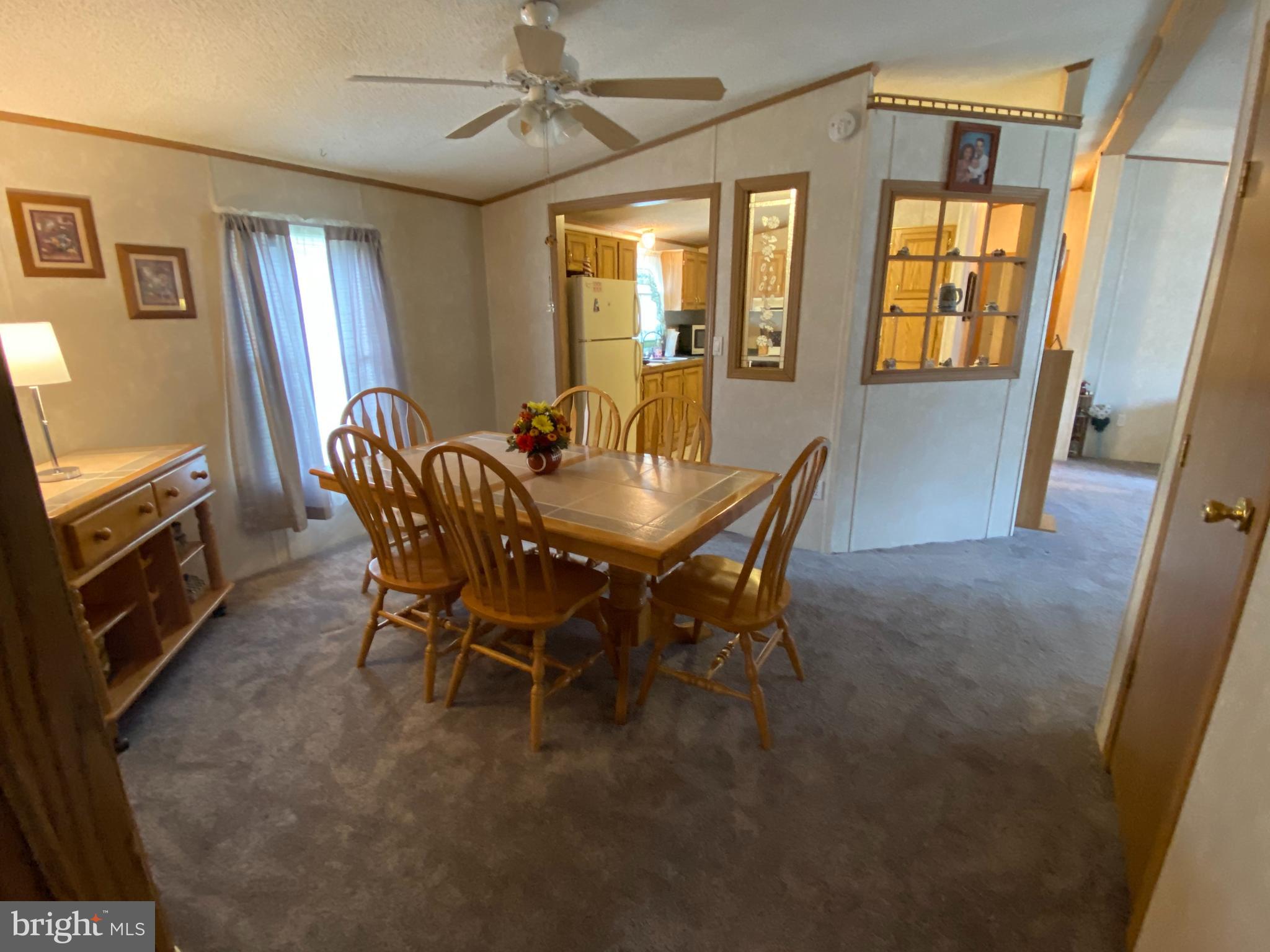 LAKEVIEW COUNTRY ESTATES - Residential