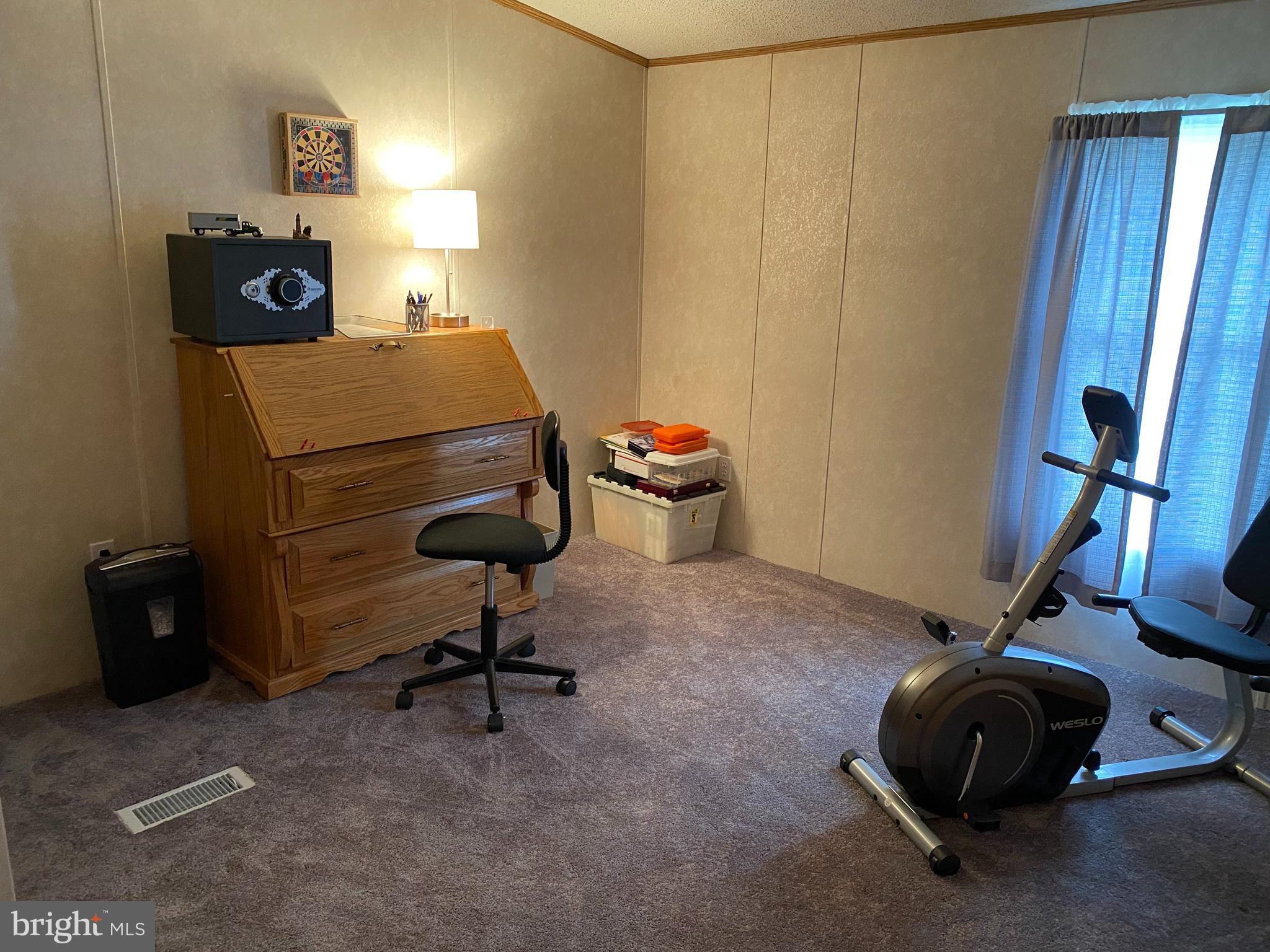 LAKEVIEW COUNTRY ESTATES - Residential