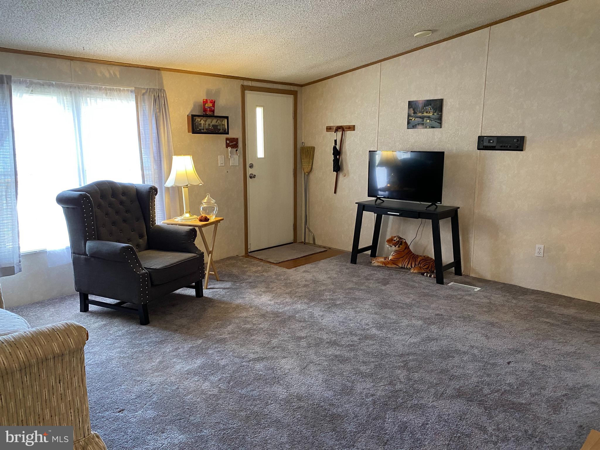 LAKEVIEW COUNTRY ESTATES - Residential