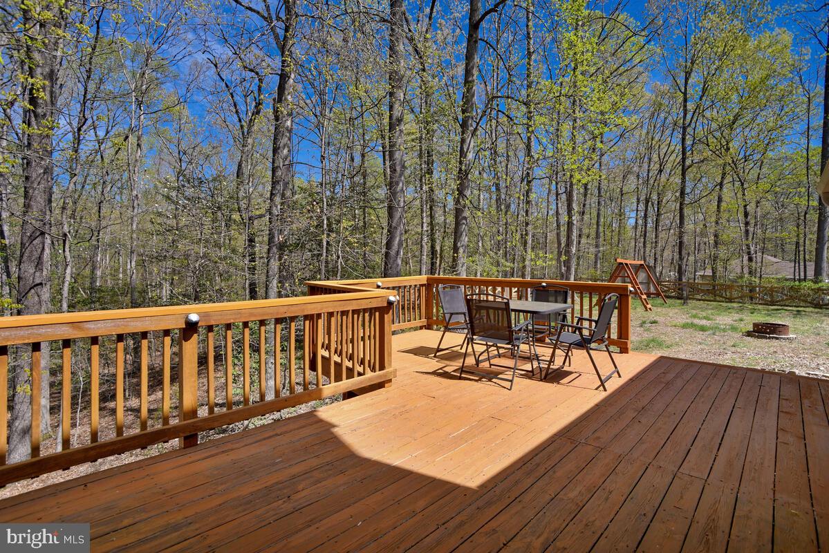 OLDE COUNTRY ESTATES - Residential