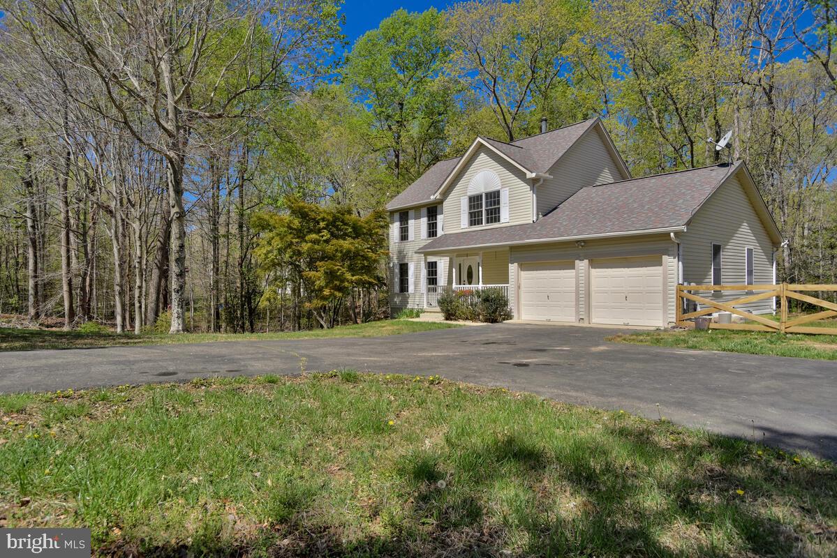 OLDE COUNTRY ESTATES - Residential