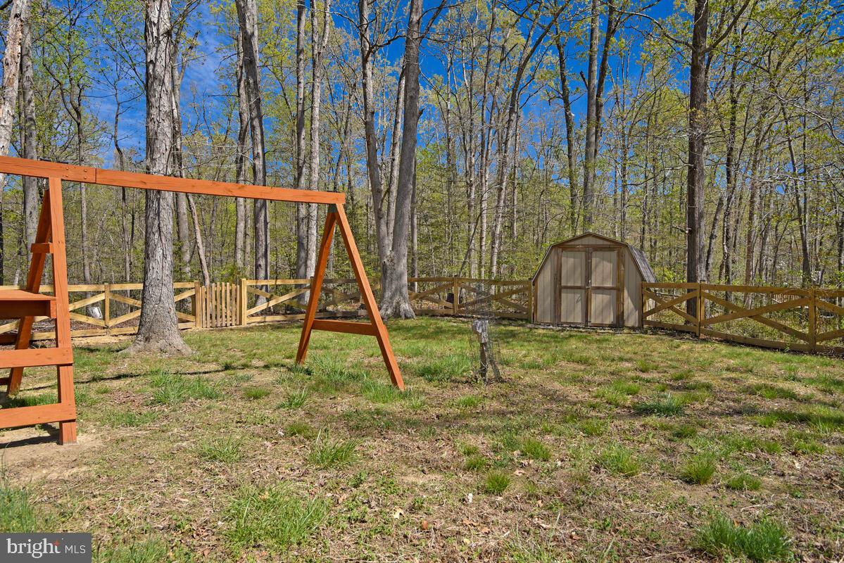 OLDE COUNTRY ESTATES - Residential