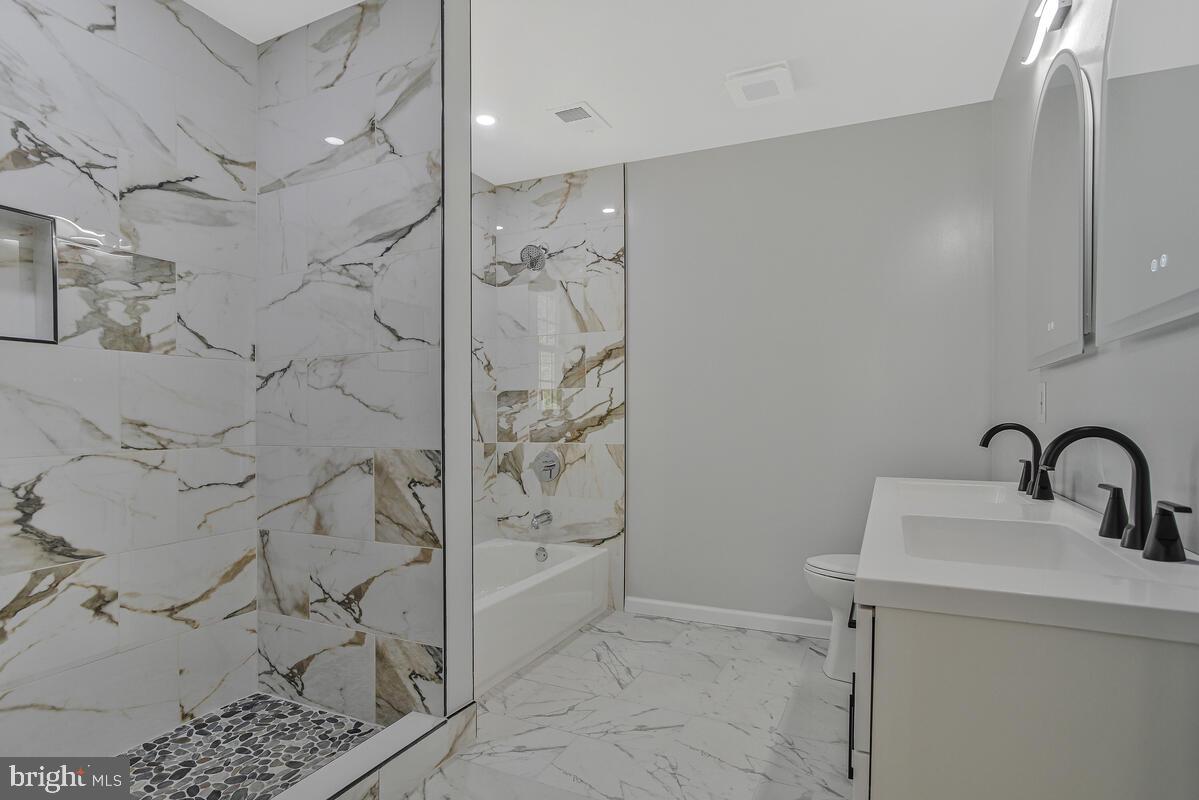 OLDE COUNTRY ESTATES - Residential