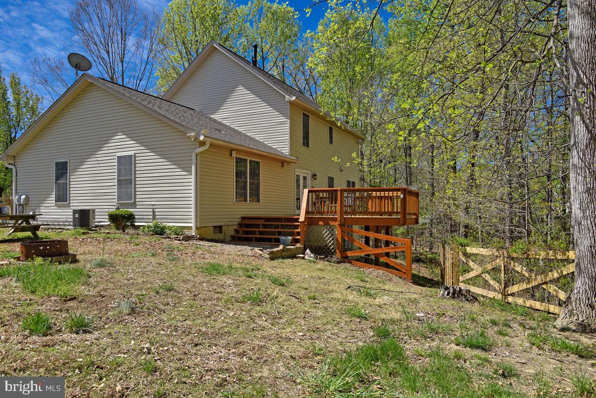 OLDE COUNTRY ESTATES - Residential