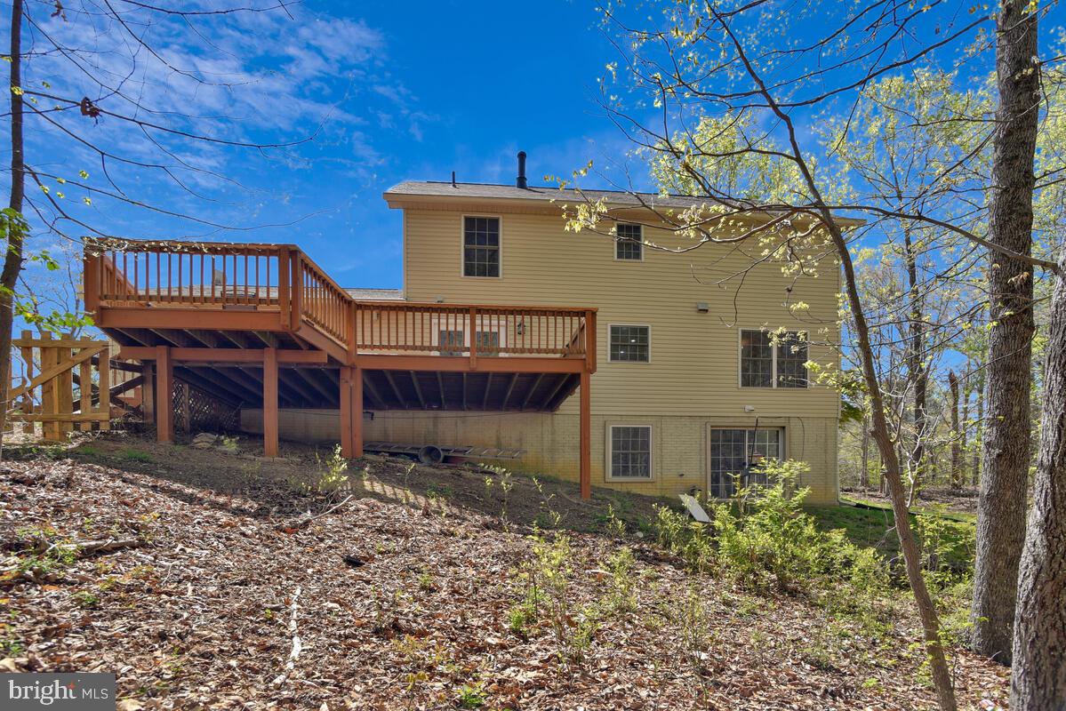 OLDE COUNTRY ESTATES - Residential