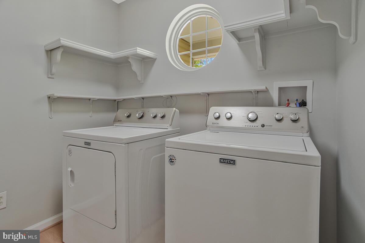 OLDE COUNTRY ESTATES - Residential