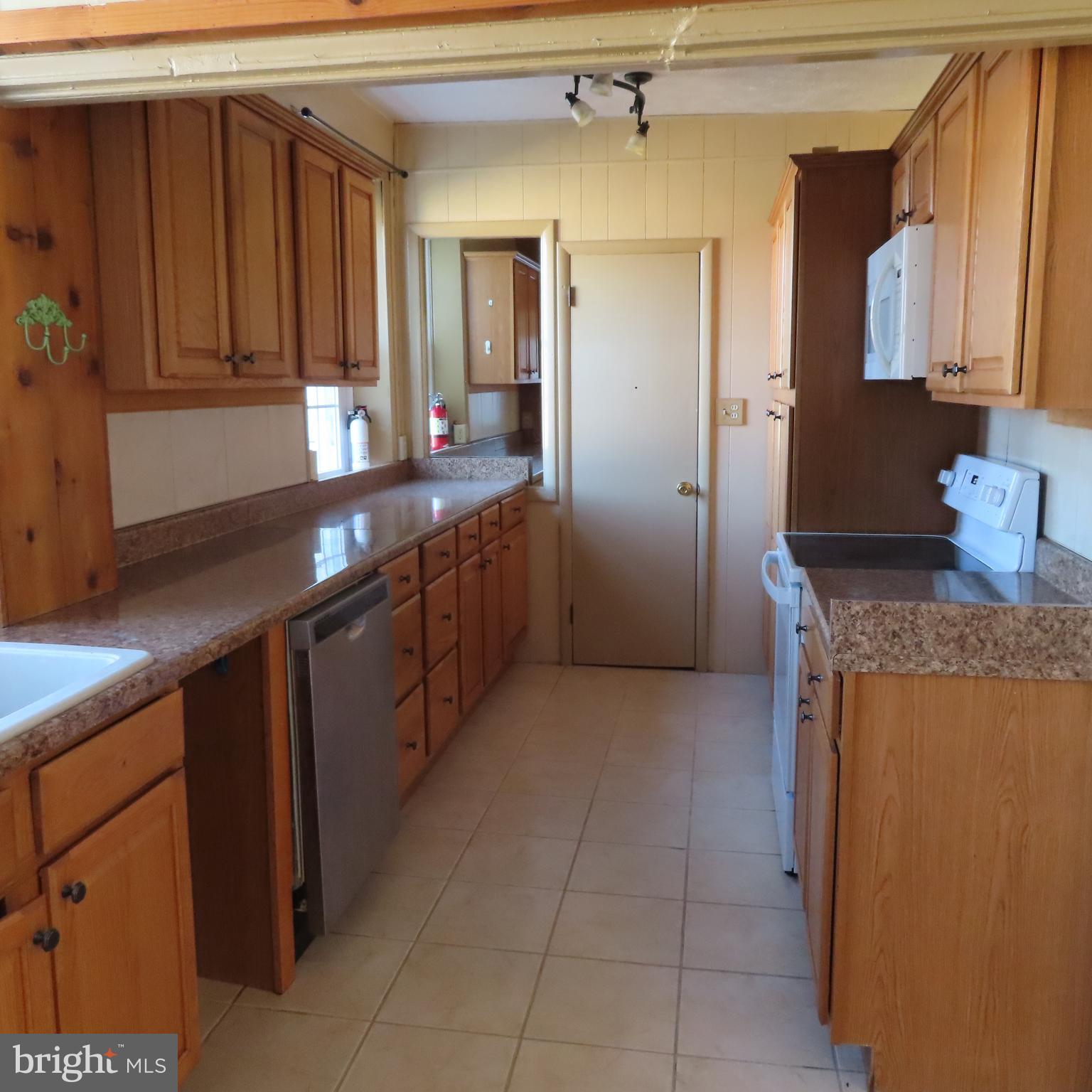 ST THOMAS - Residential Lease