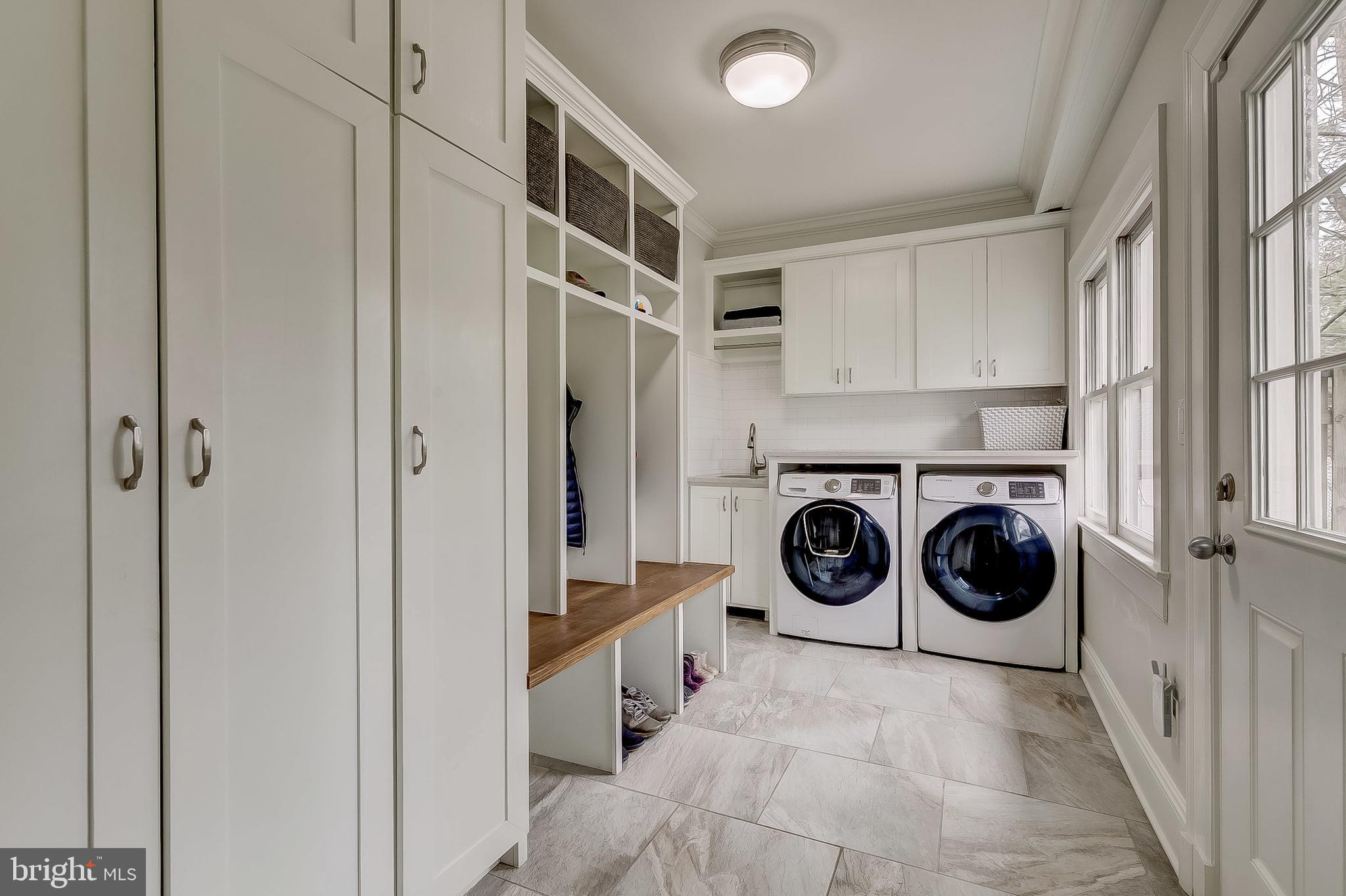 ROLAND PARK - Residential