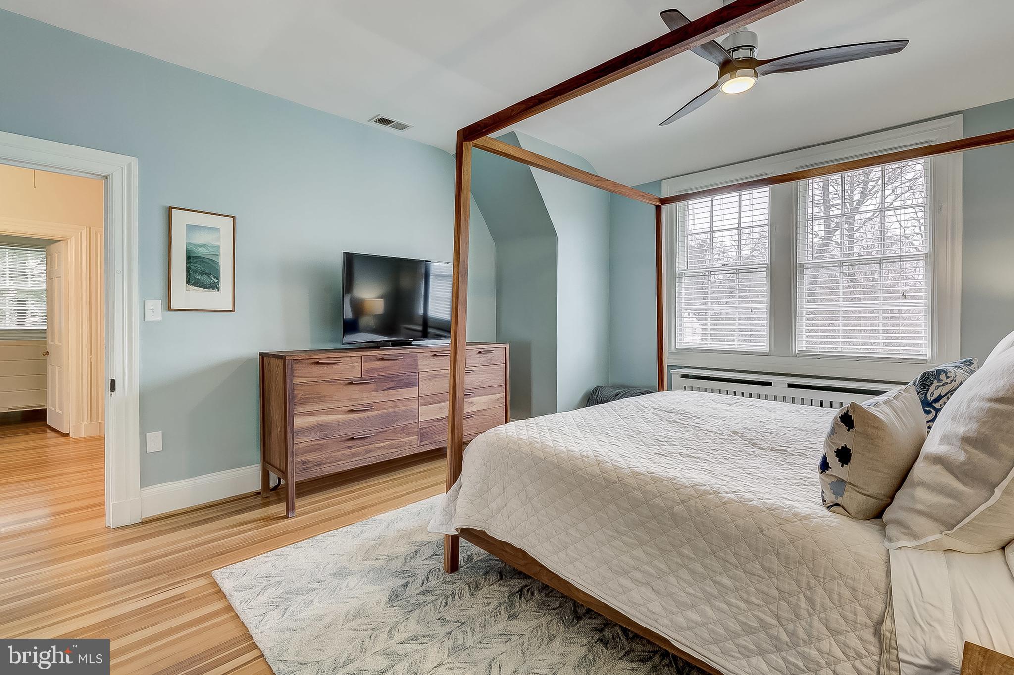 ROLAND PARK - Residential