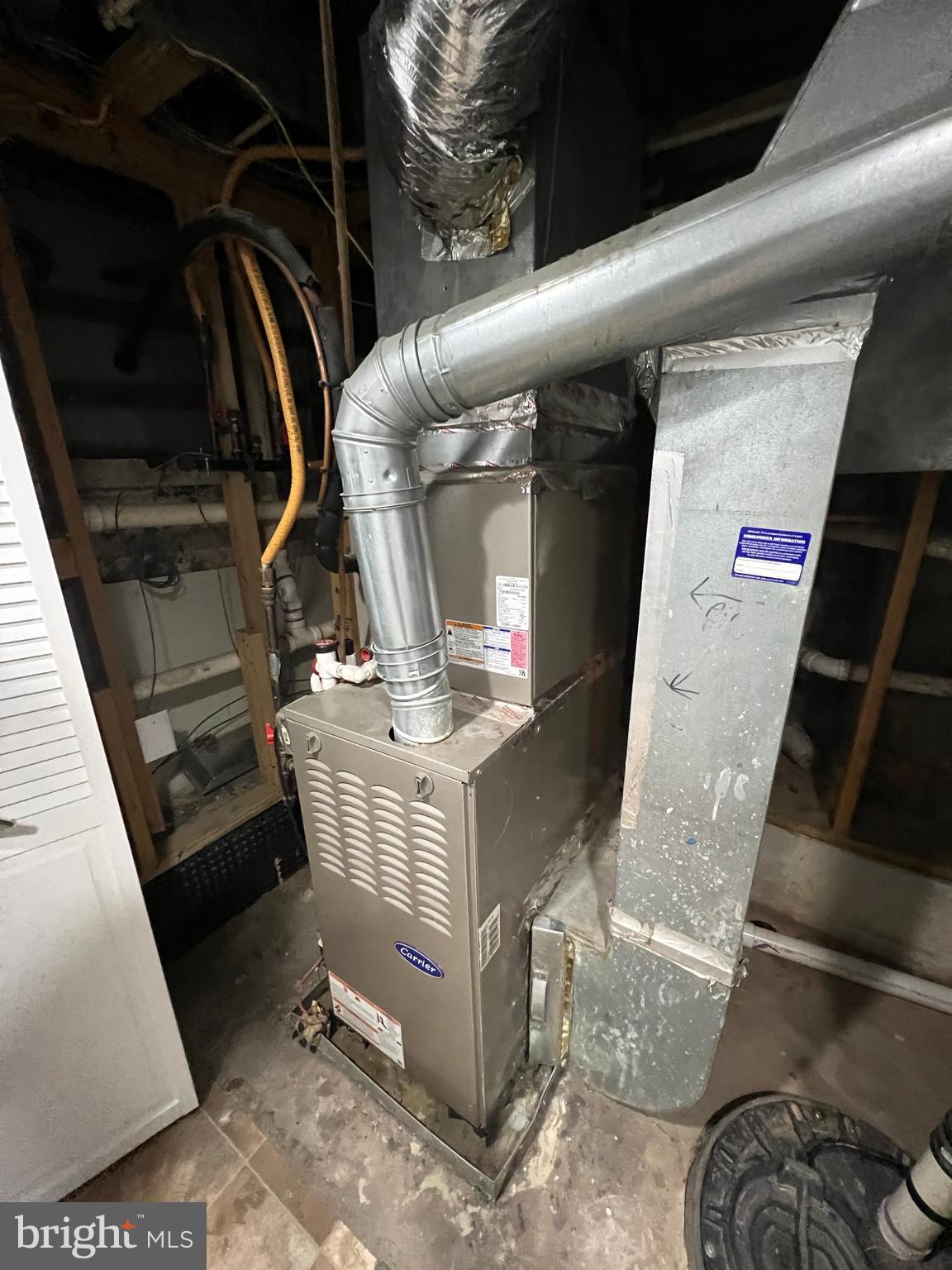 HIGHLANDTOWN - Residential