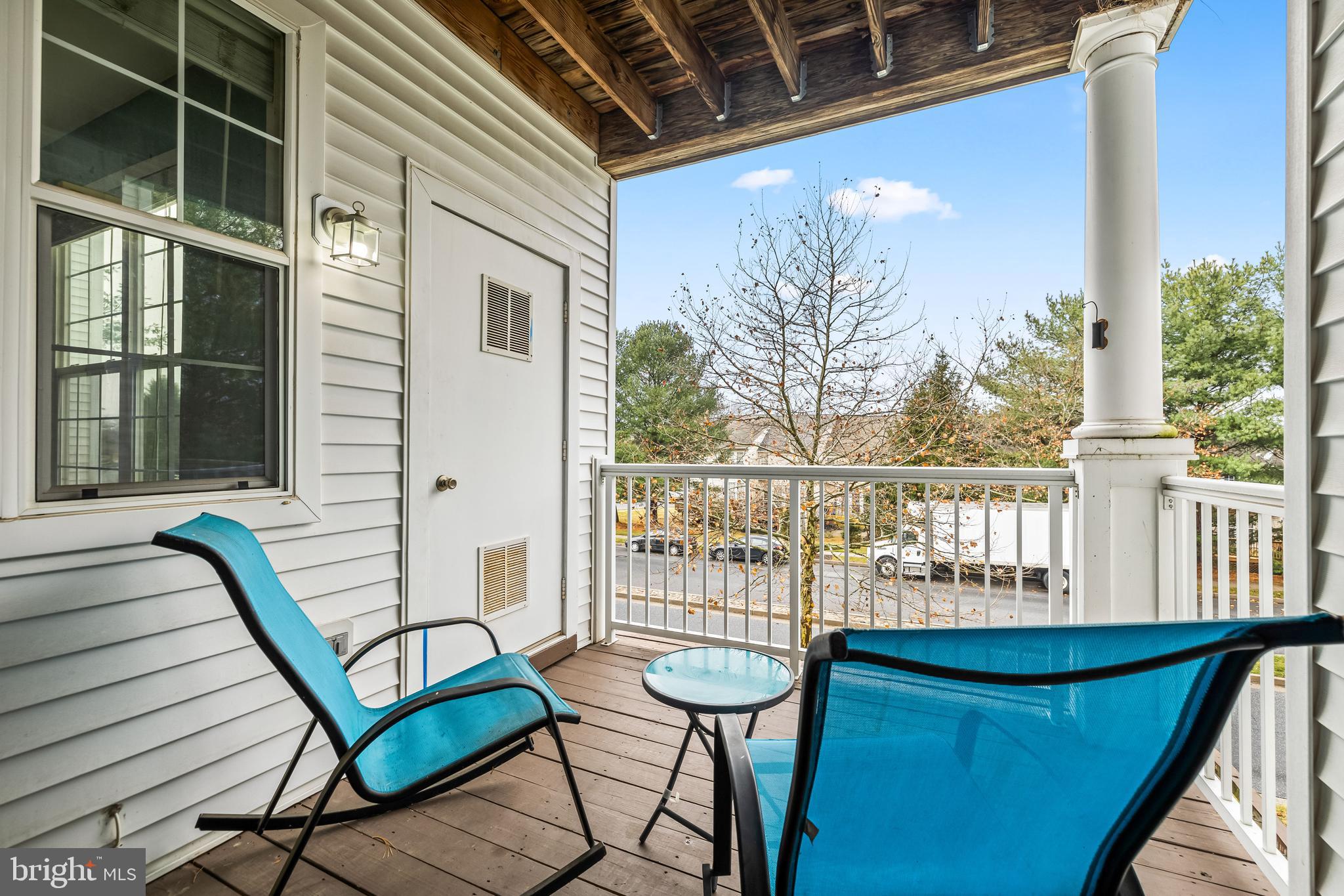 HOLLINGTON AT THE POINTE - Residential