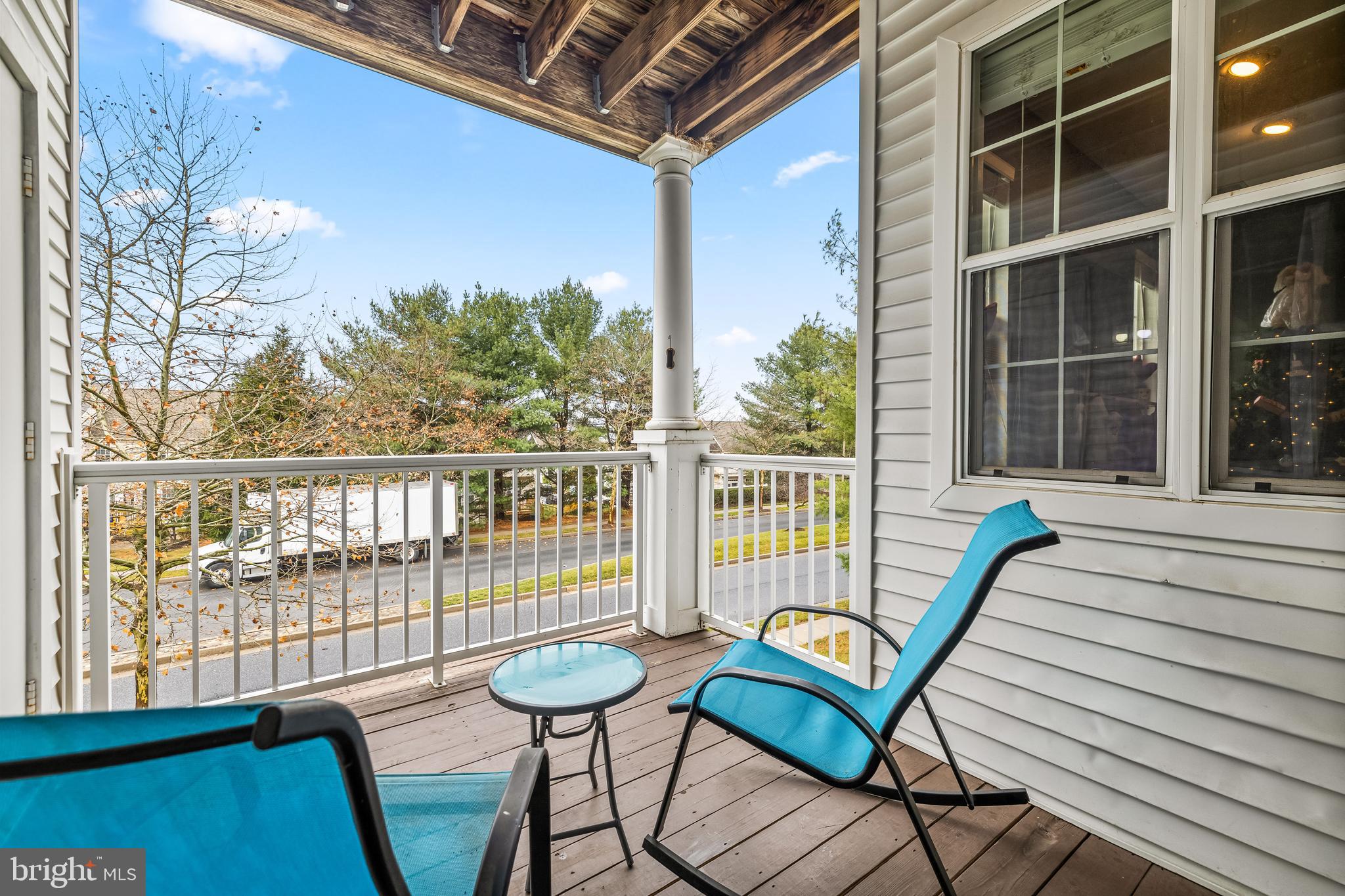 HOLLINGTON AT THE POINTE - Residential