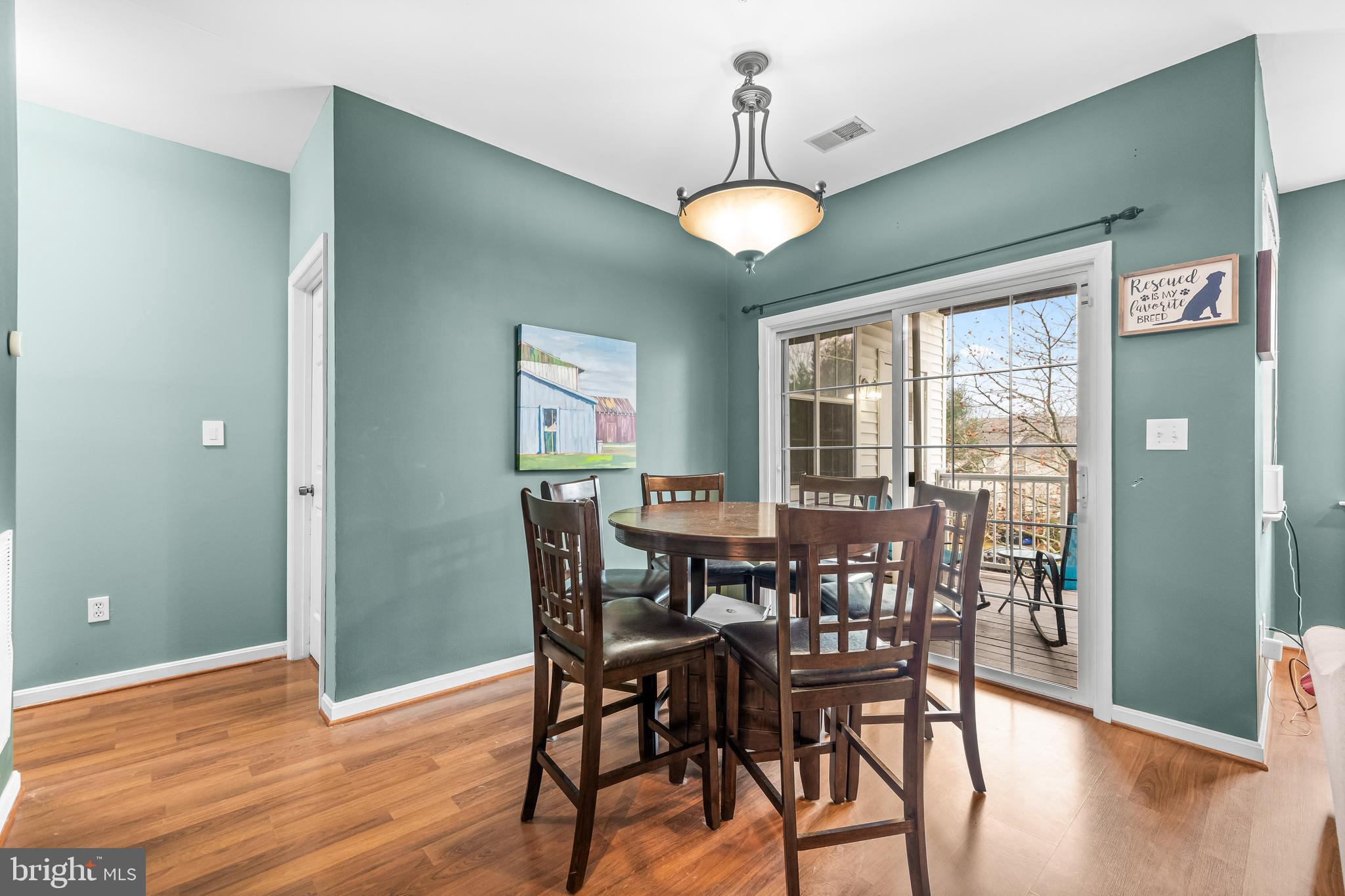 HOLLINGTON AT THE POINTE - Residential