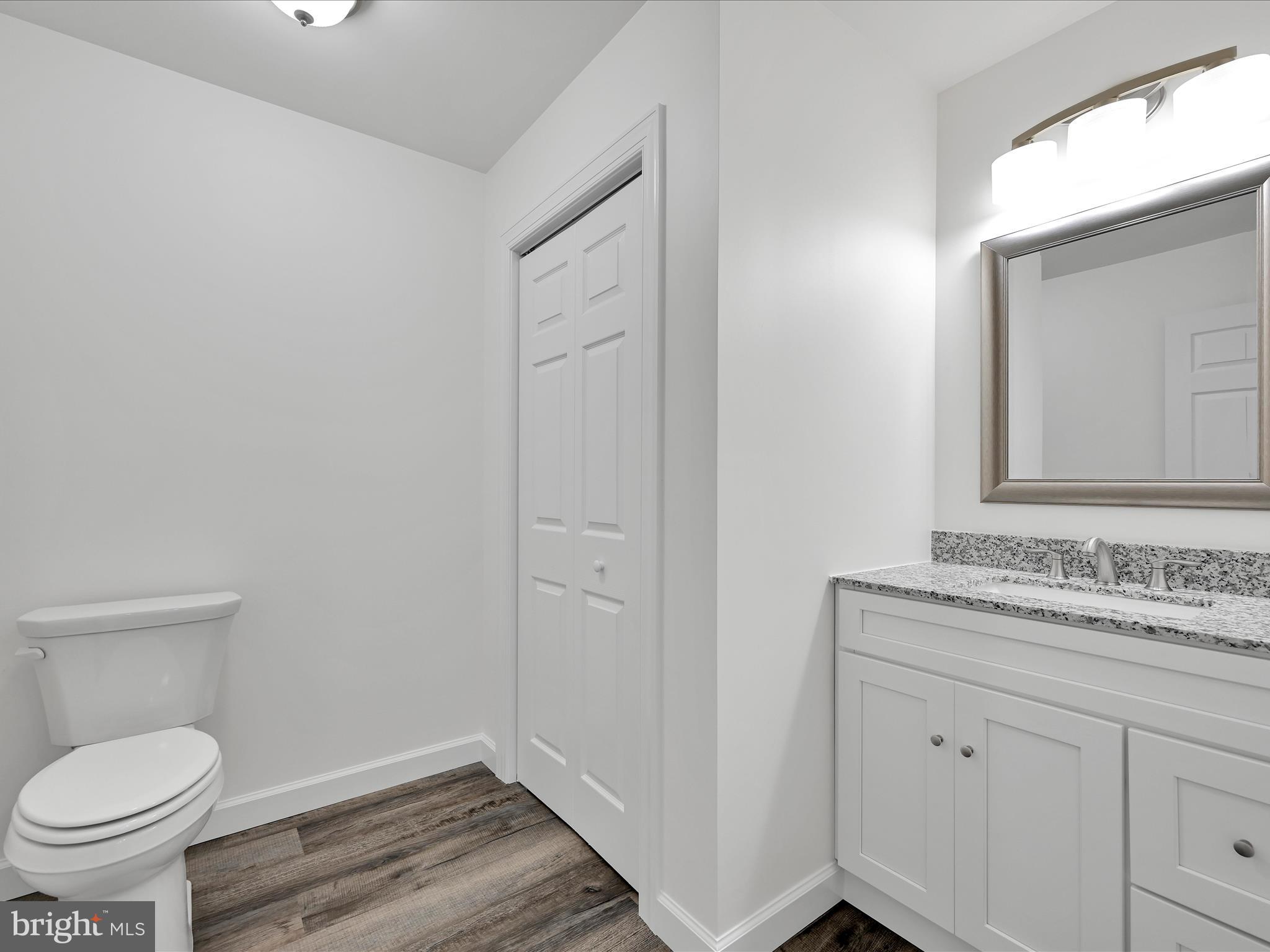 DEER LAKE - Residential