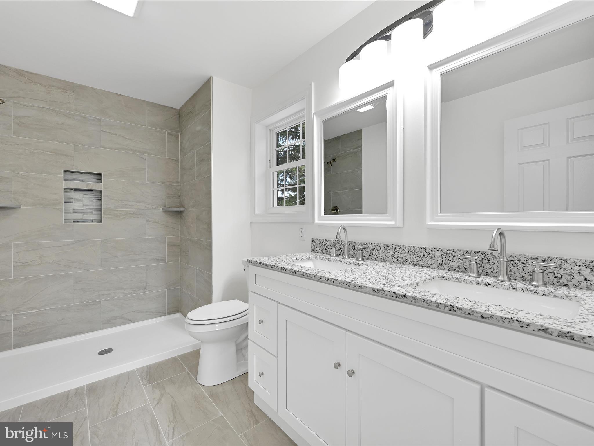 DEER LAKE - Residential