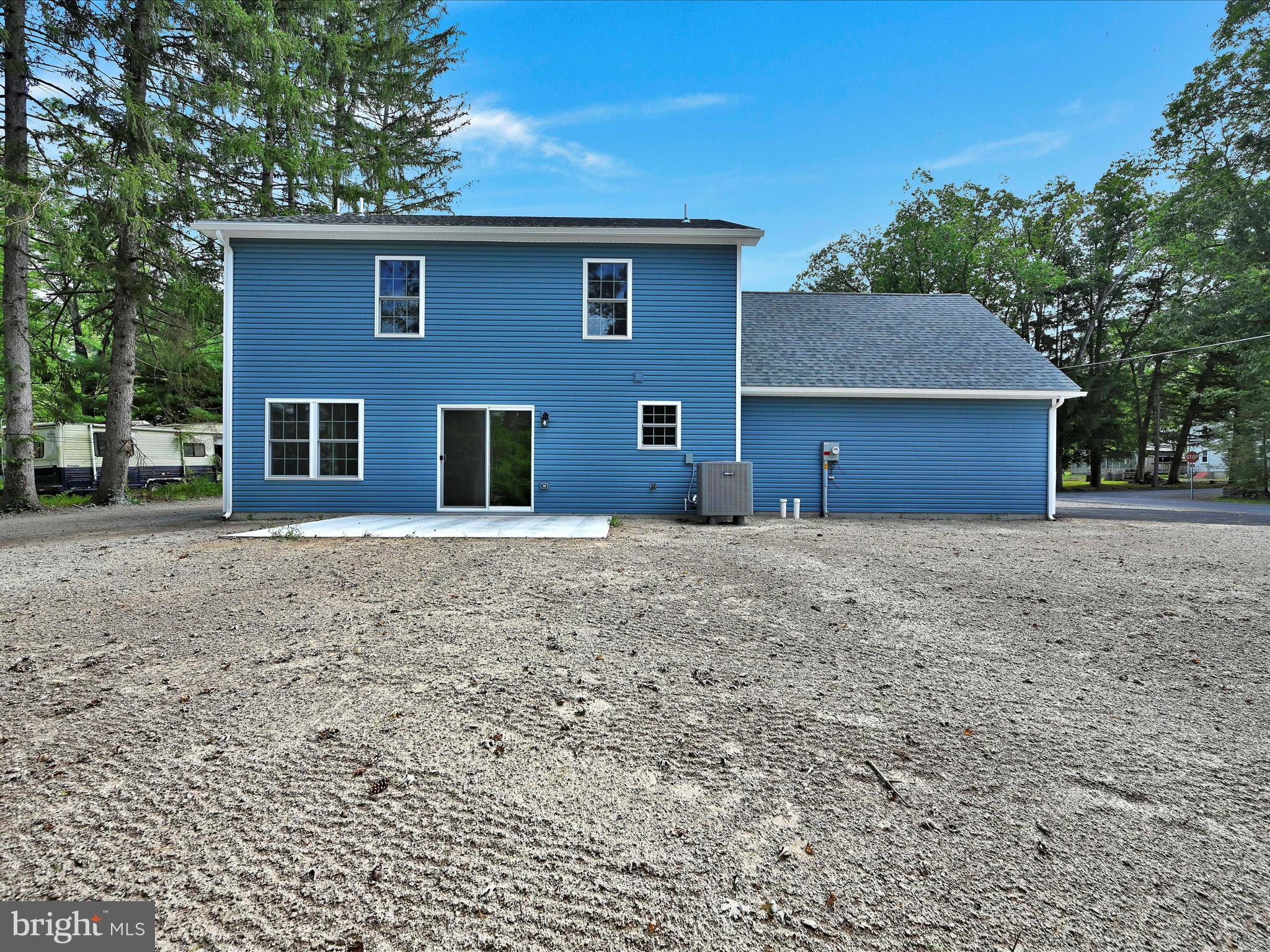 DEER LAKE - Residential