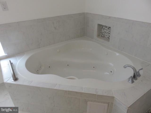 SOUTH HAMPTON SUB - Residential