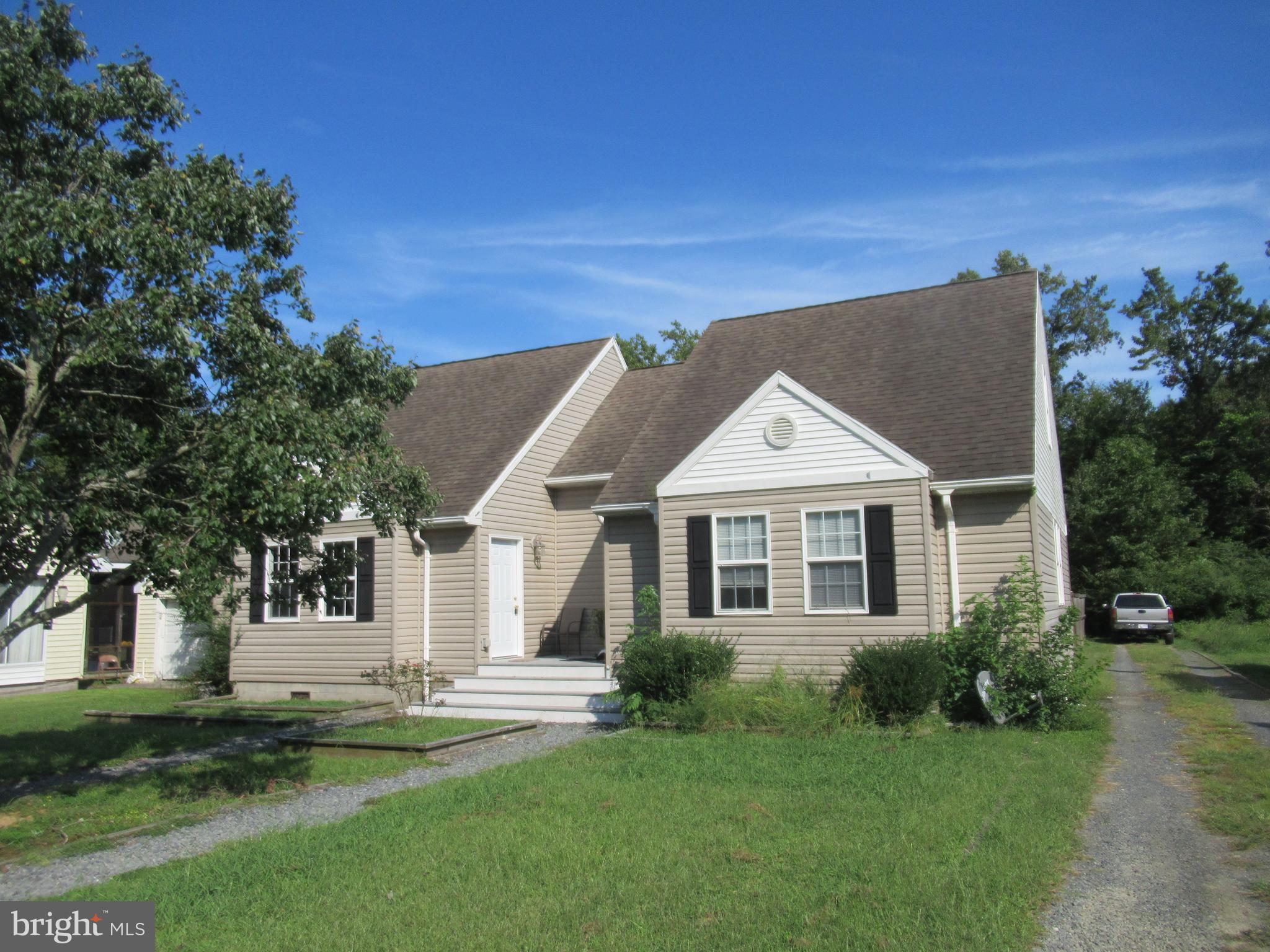3437 LAWSONIA ROAD