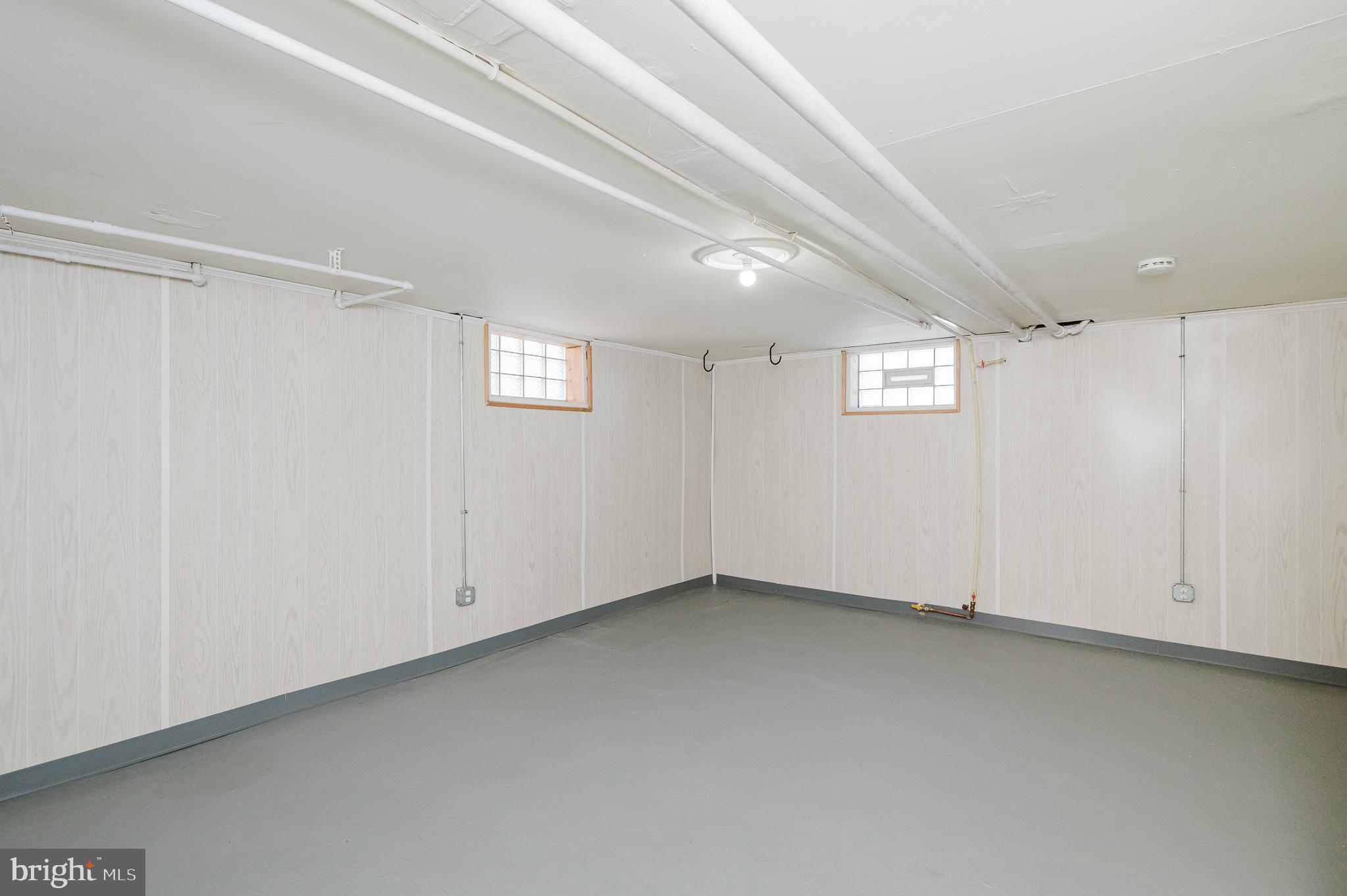 BROOKLYN PARK - Residential Lease
