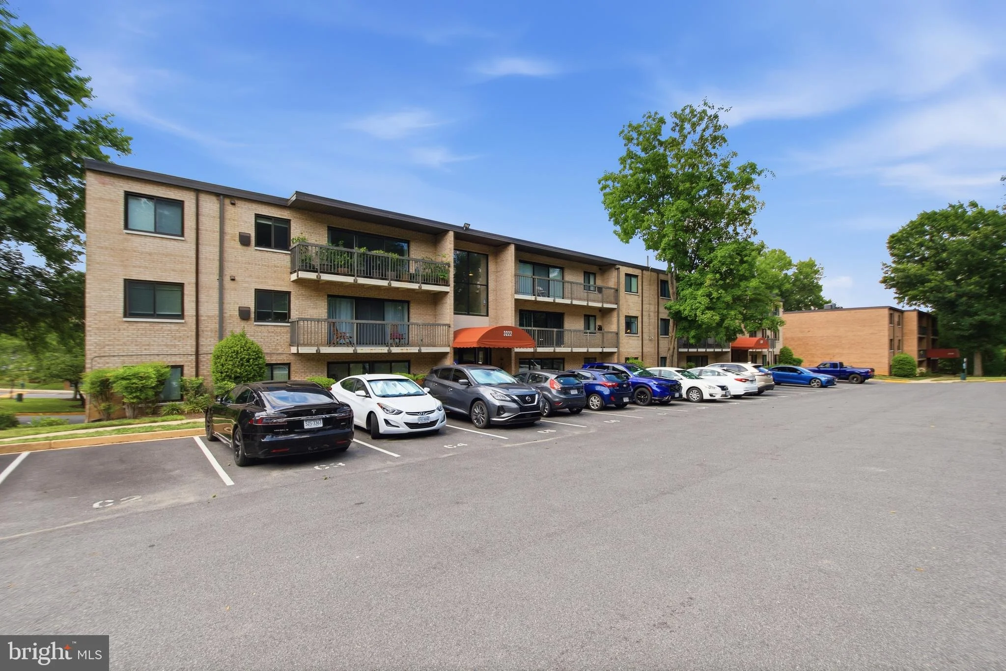 3222 S 28th Street Unit 402