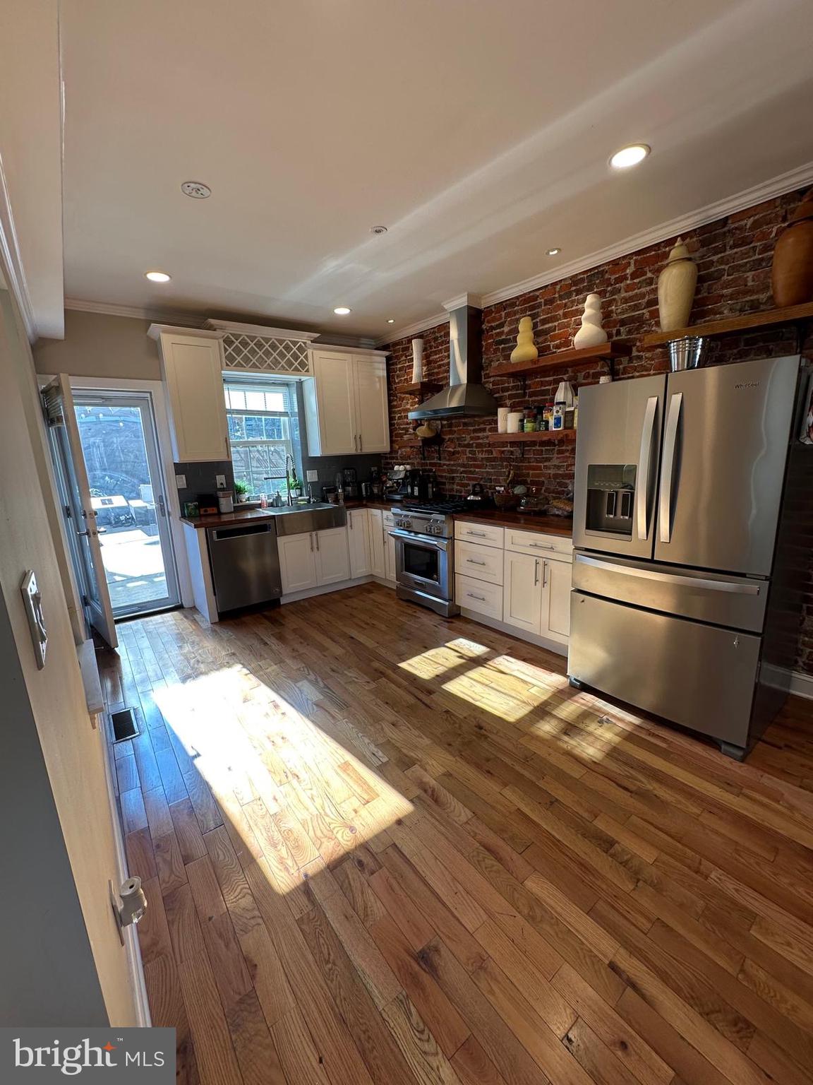 MANTUA - Residential Lease