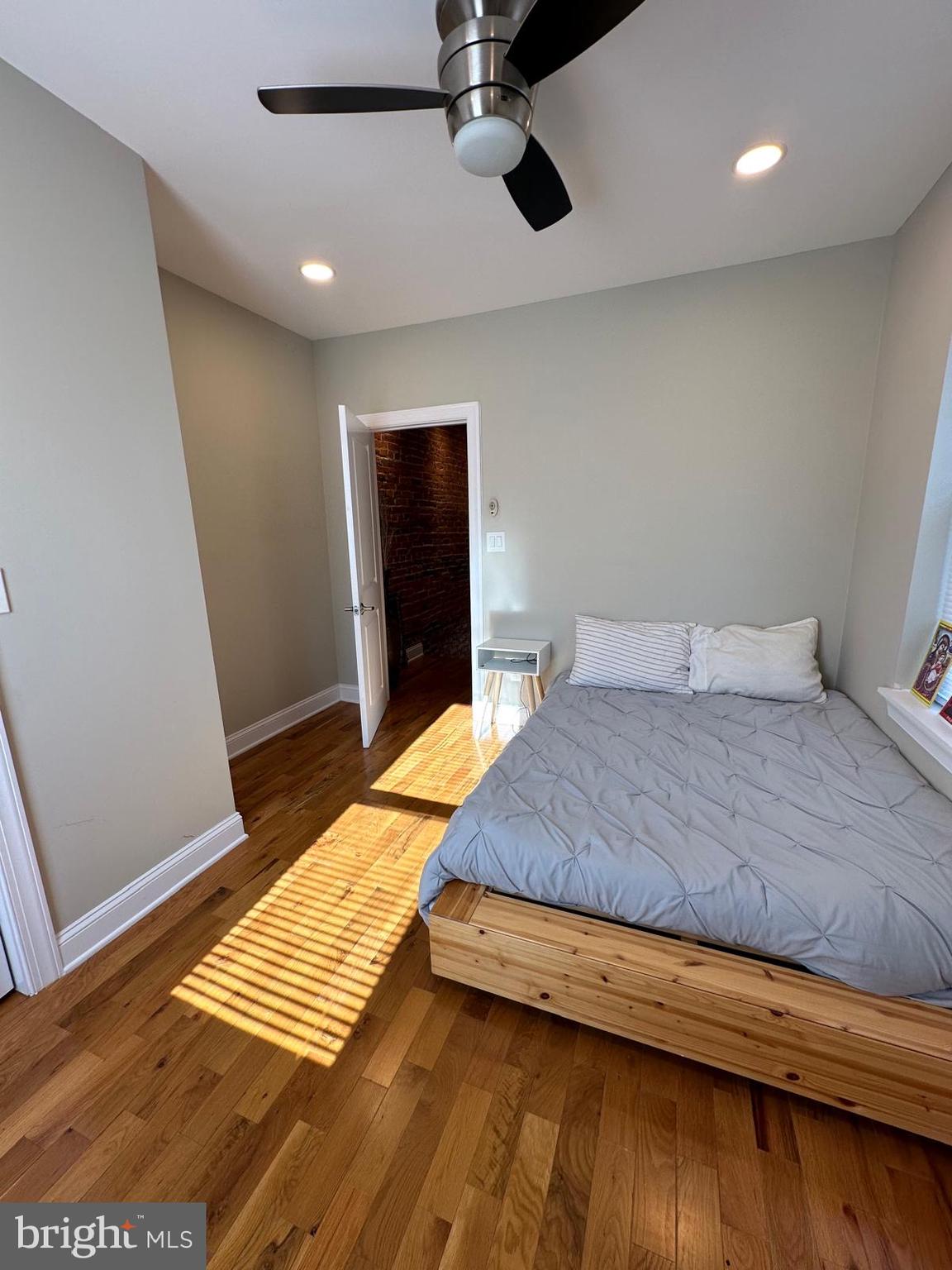 MANTUA - Residential Lease