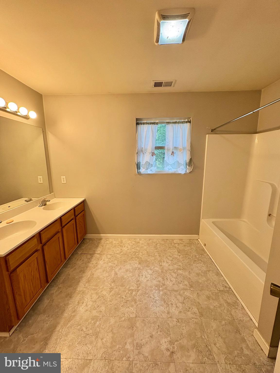 WILDE  ACRES - Residential