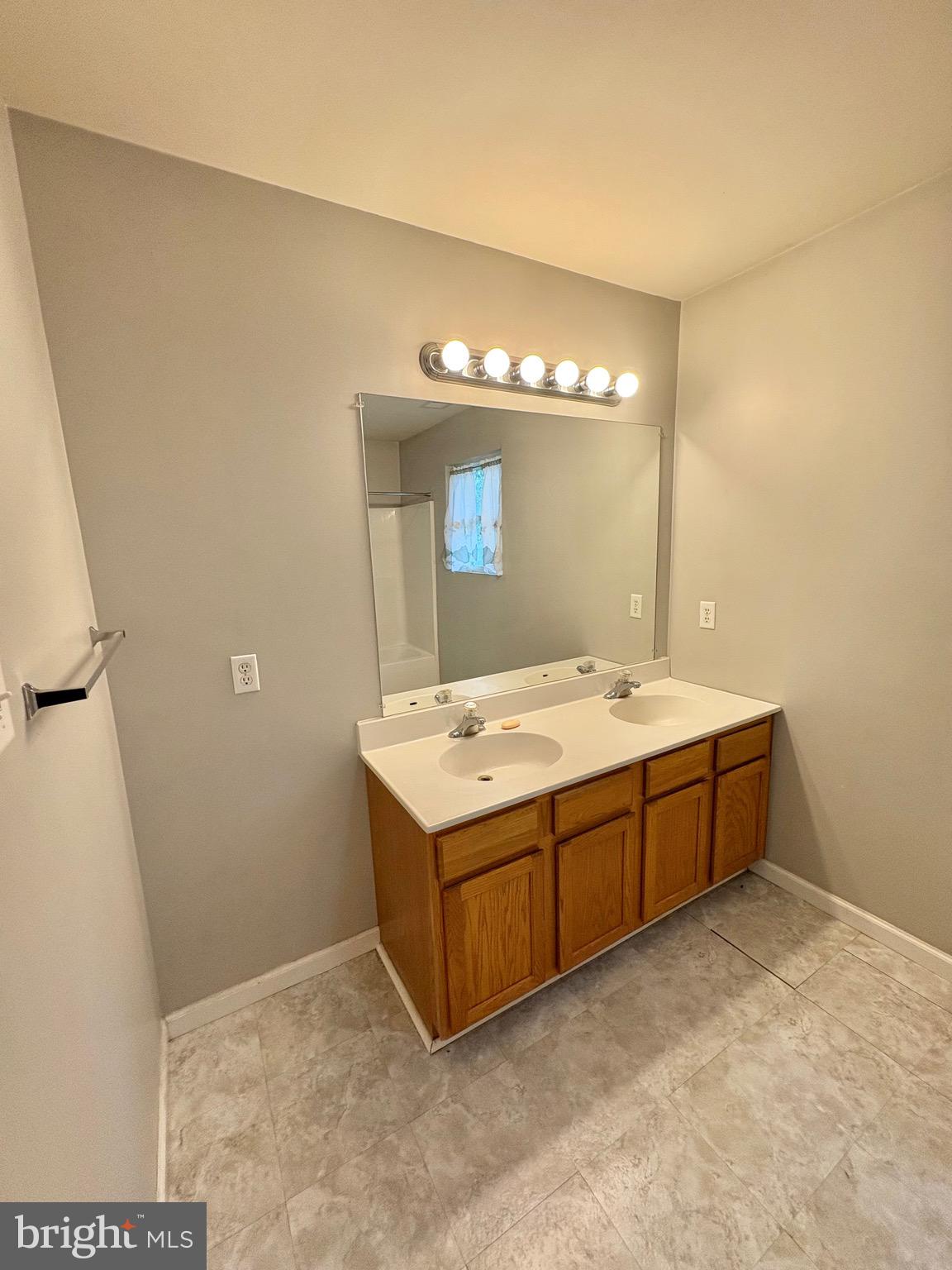 WILDE  ACRES - Residential