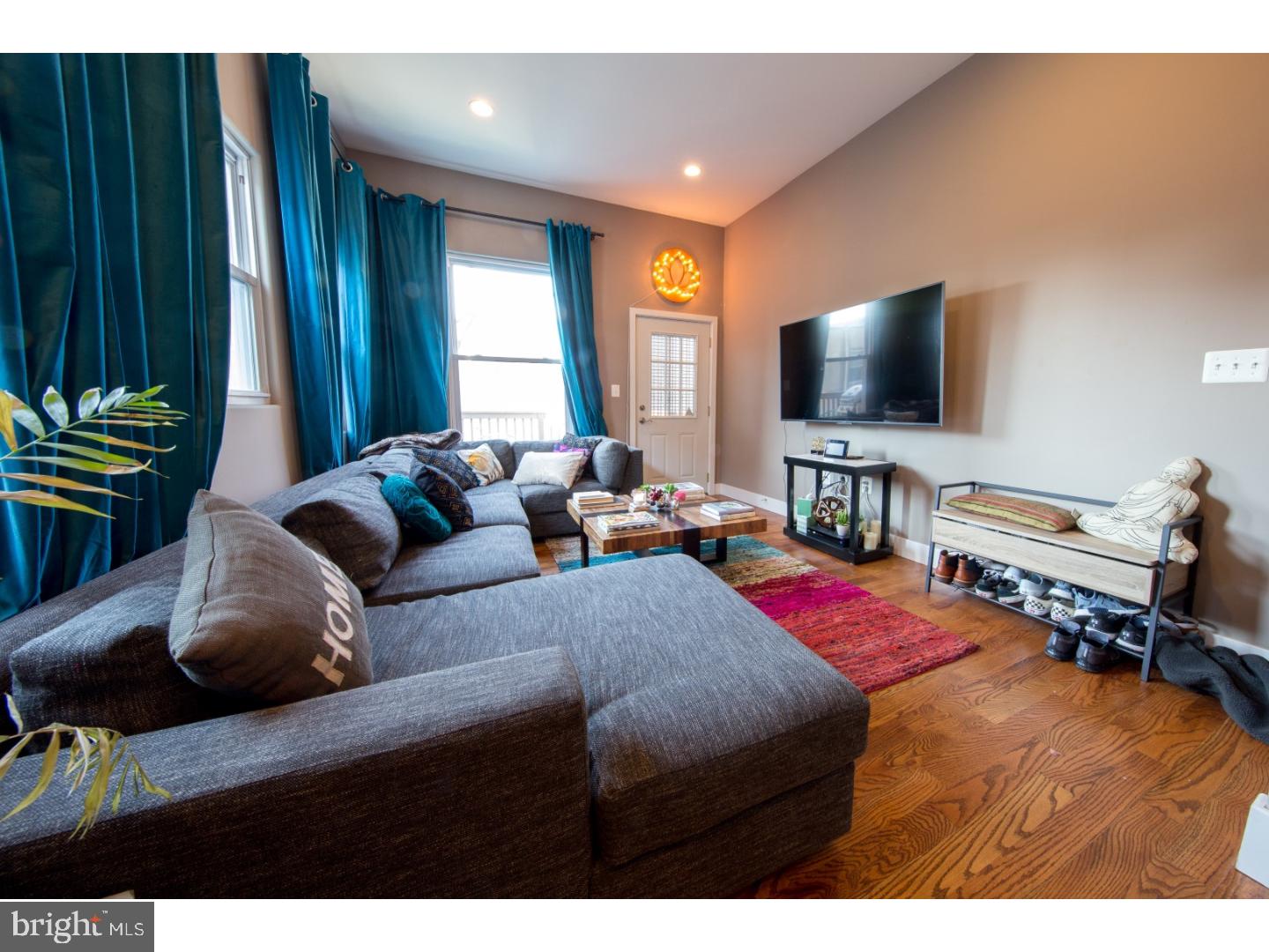 BELLA VISTA - Residential