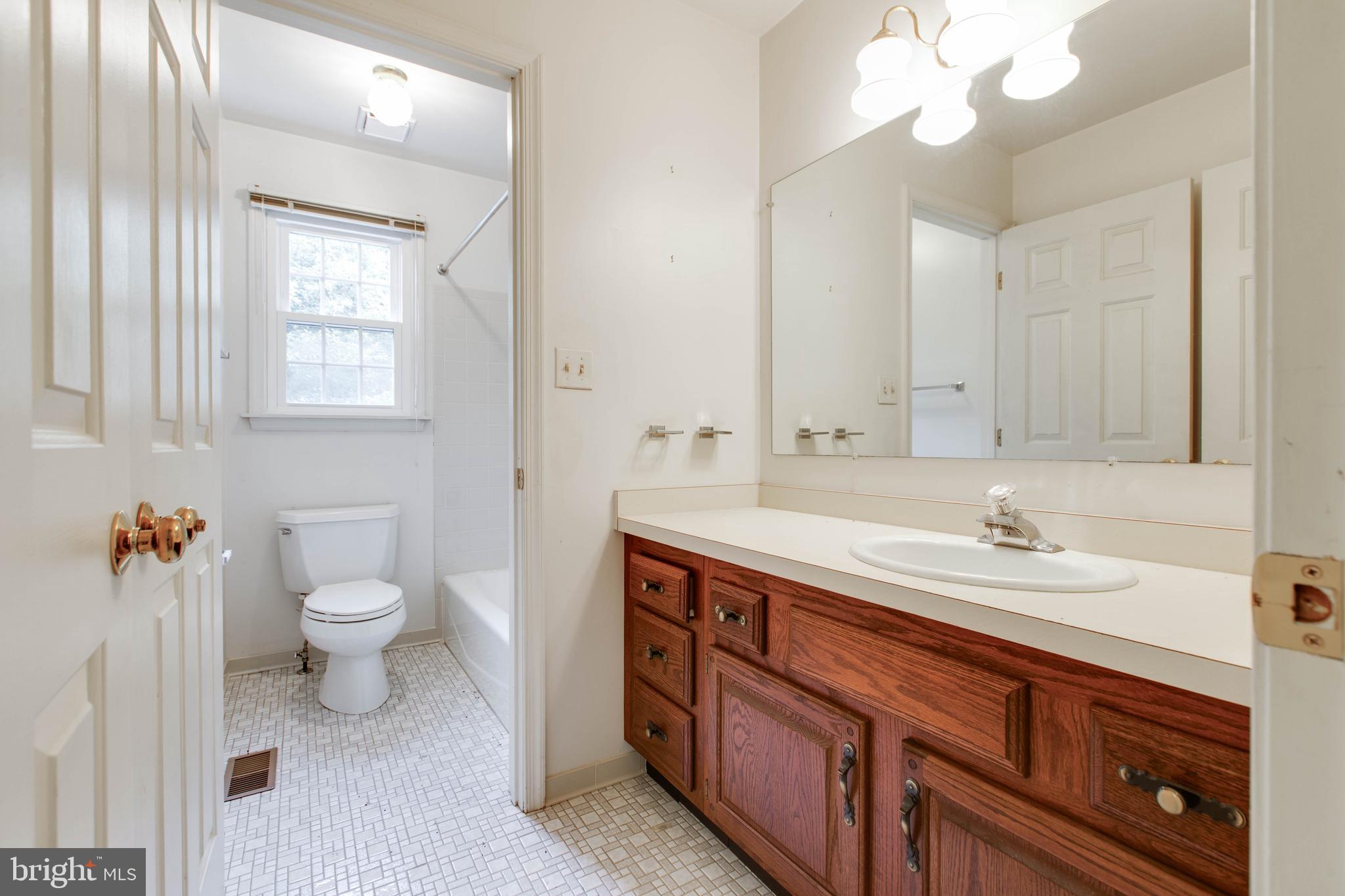 GRAY ROCK FARM - Residential