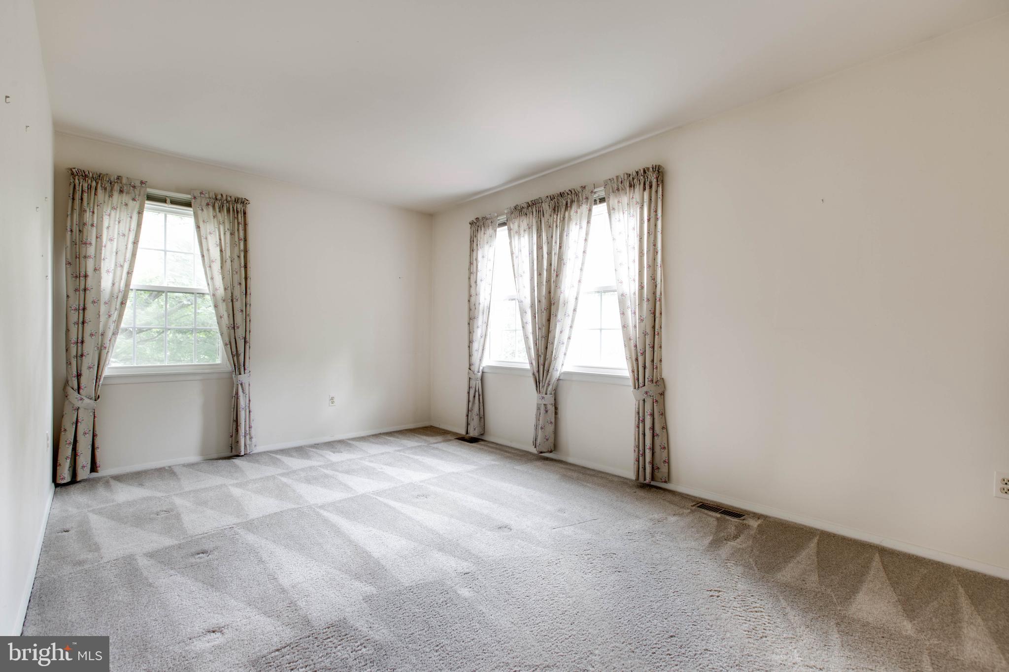 GRAY ROCK FARM - Residential