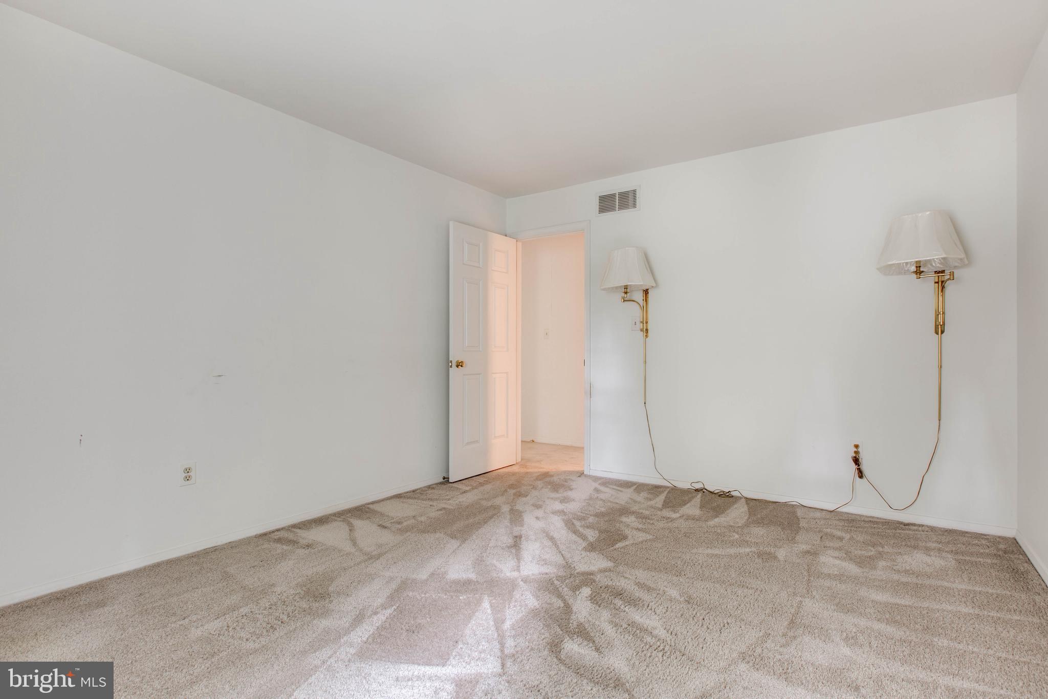 GRAY ROCK FARM - Residential