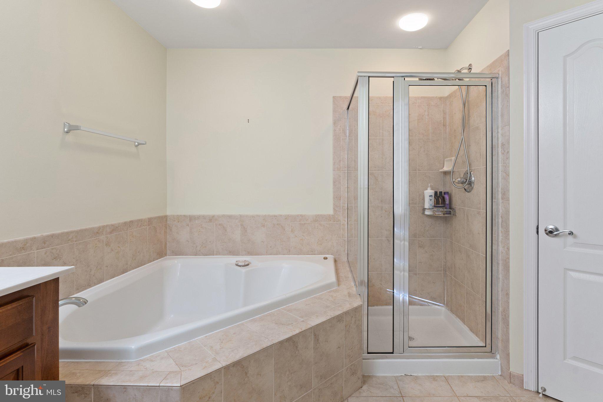 SOUTHERN WALK AT BROADLANDS - Residential Lease