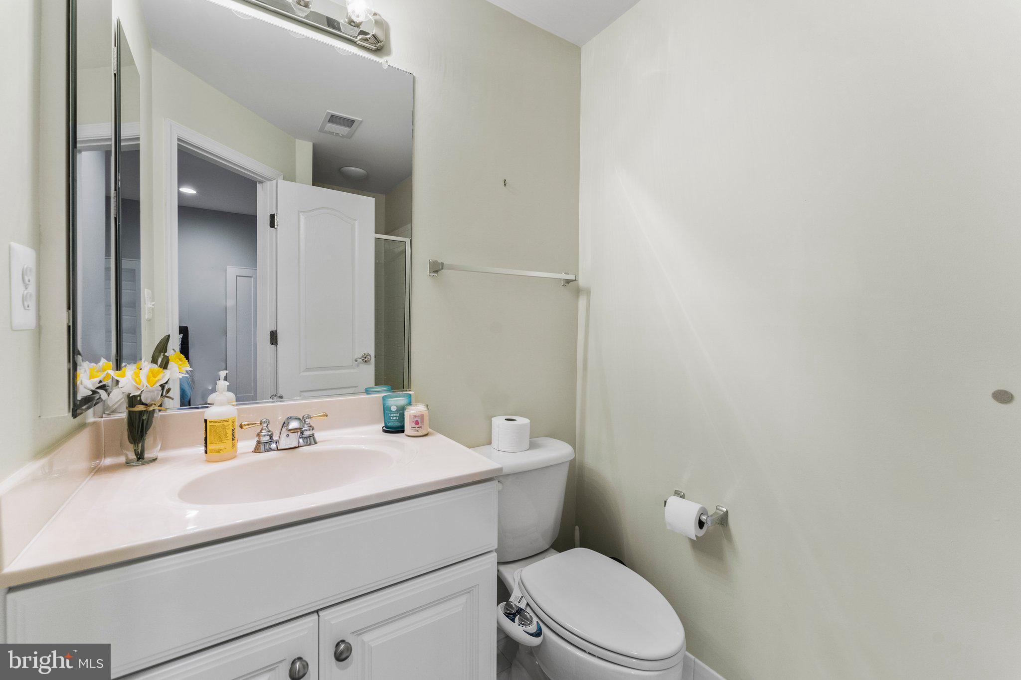 SOUTHERN WALK AT BROADLANDS - Residential Lease