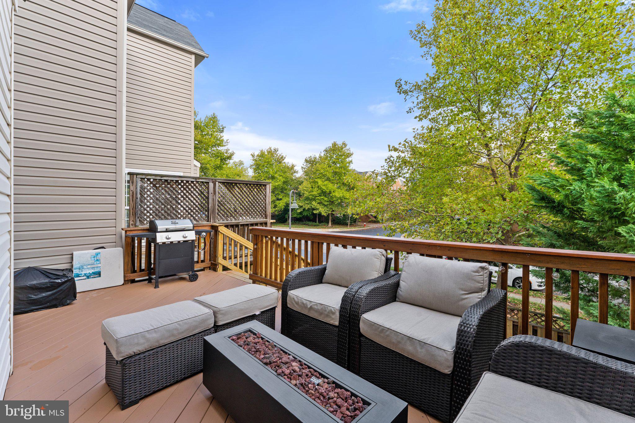 SOUTHERN WALK AT BROADLANDS - Residential Lease