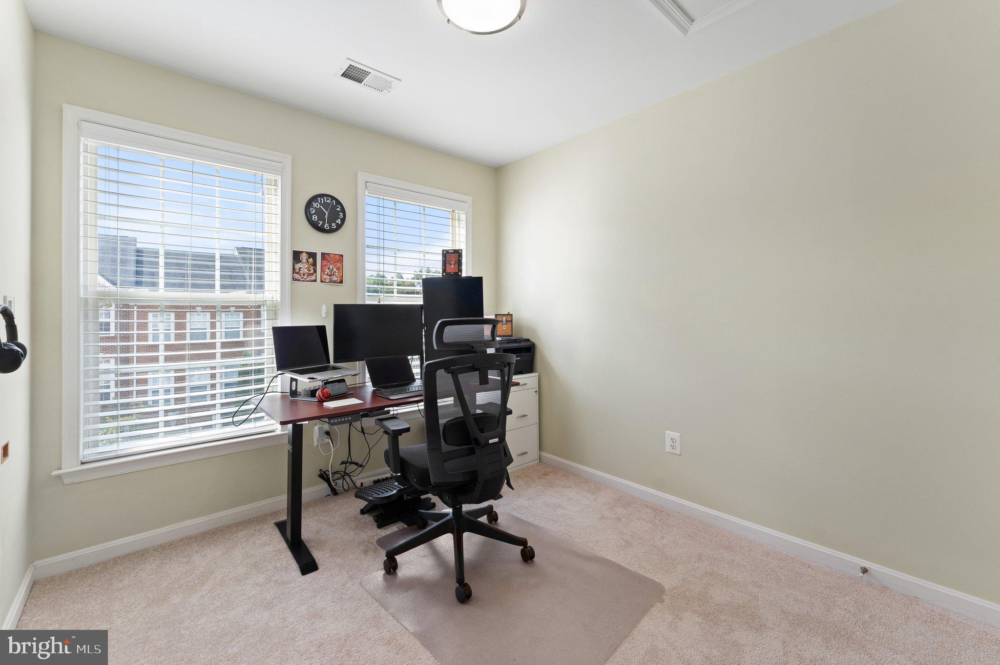 SOUTHERN WALK AT BROADLANDS - Residential Lease