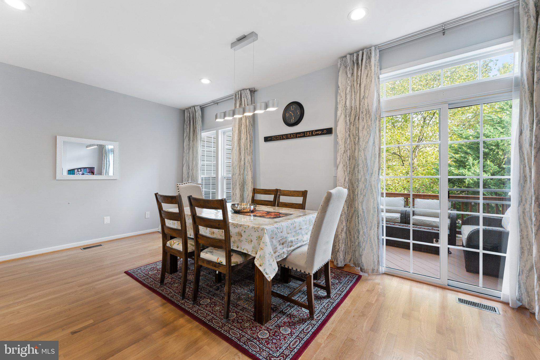 SOUTHERN WALK AT BROADLANDS - Residential Lease