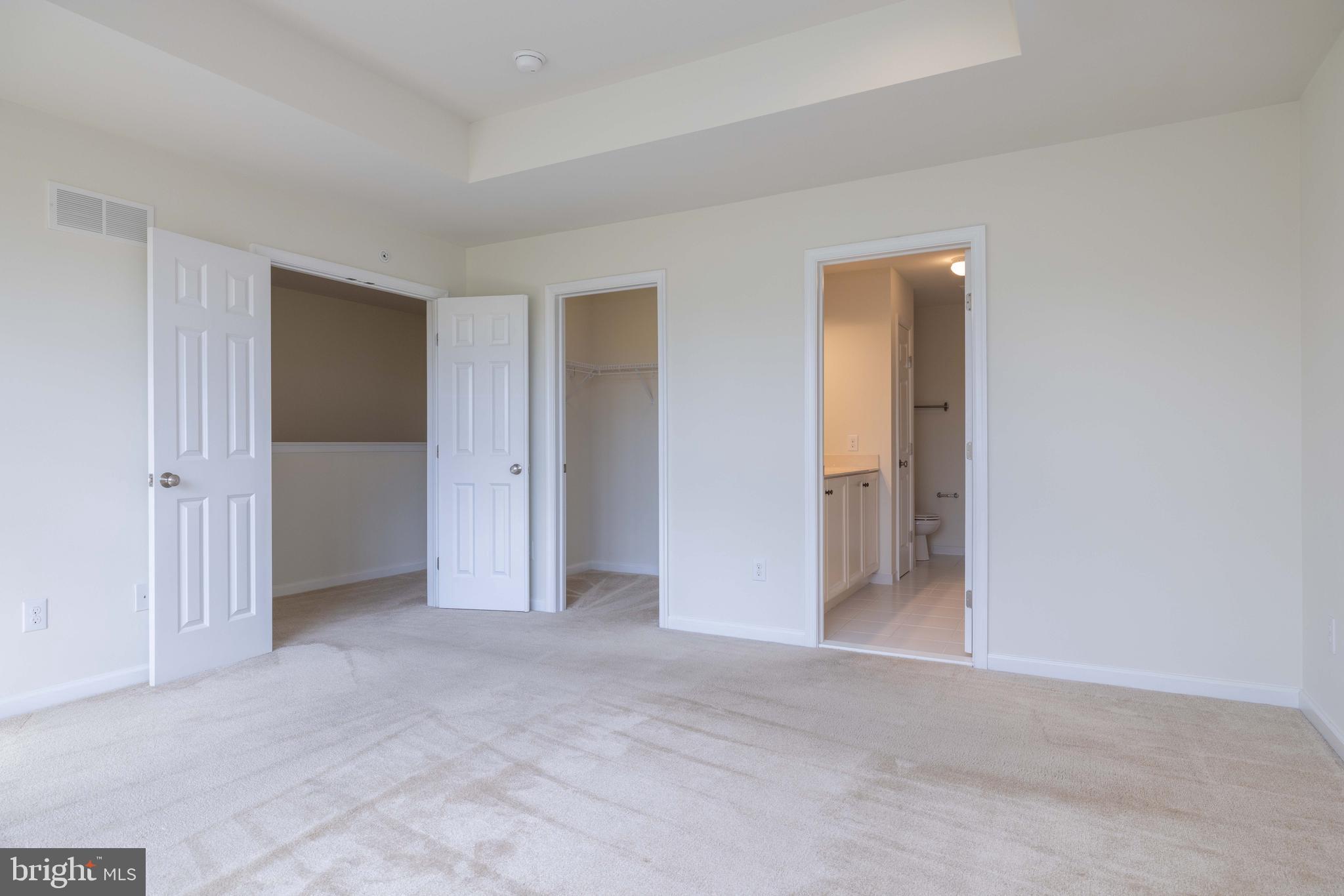 WALNUT WALK - Residential