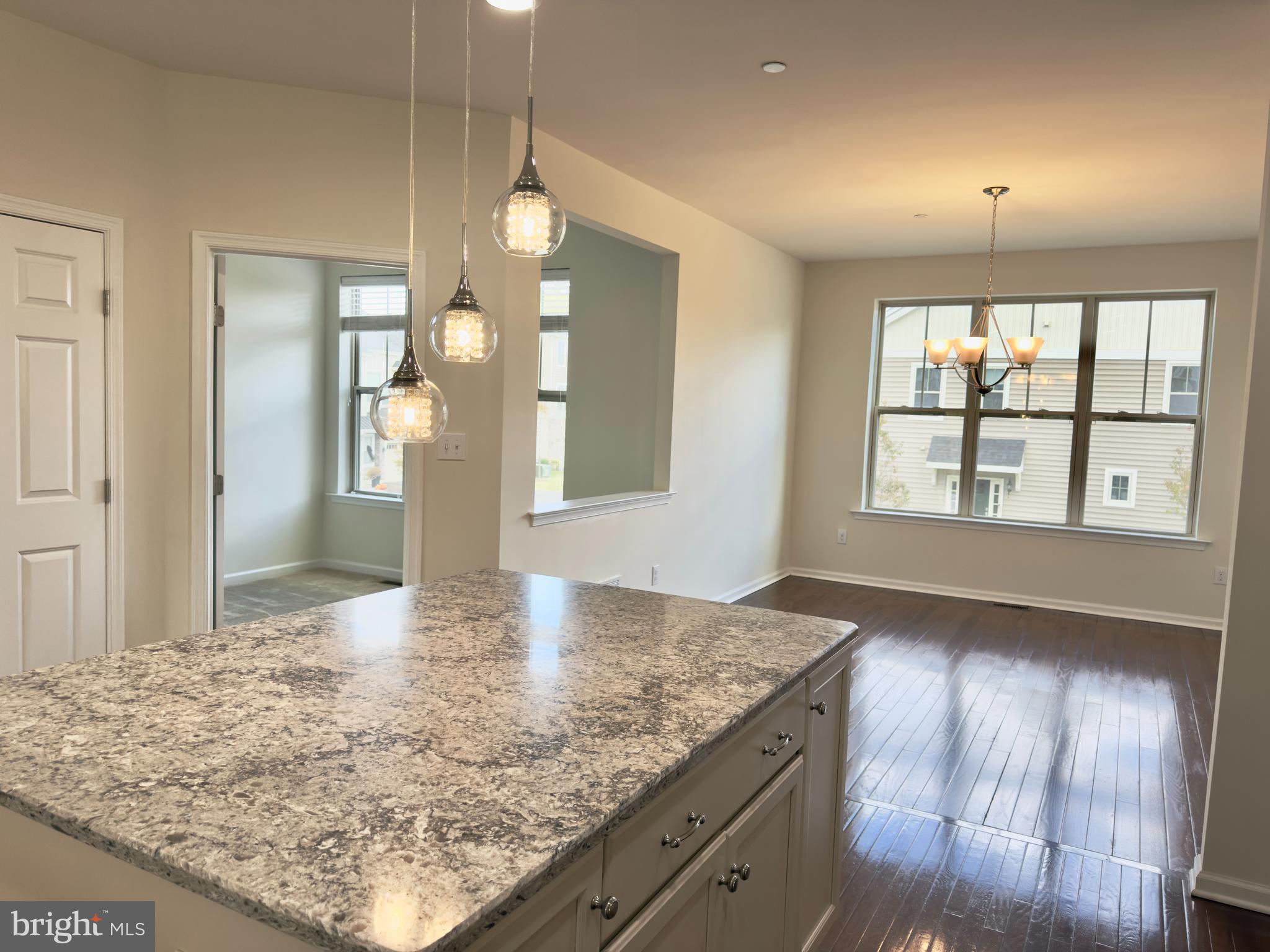 WALNUT WALK - Residential