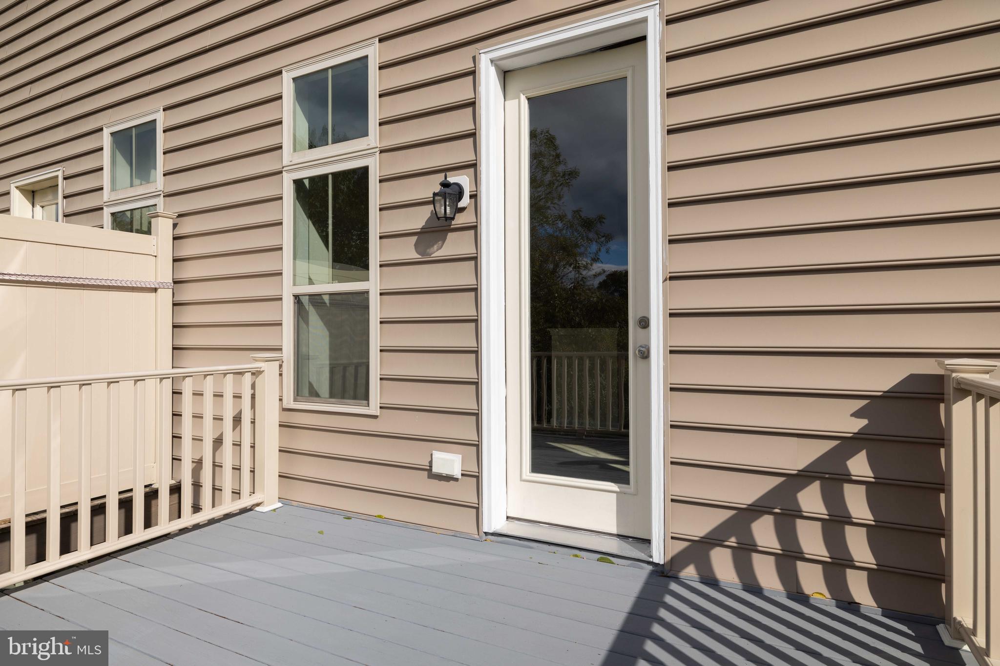 WALNUT WALK - Residential