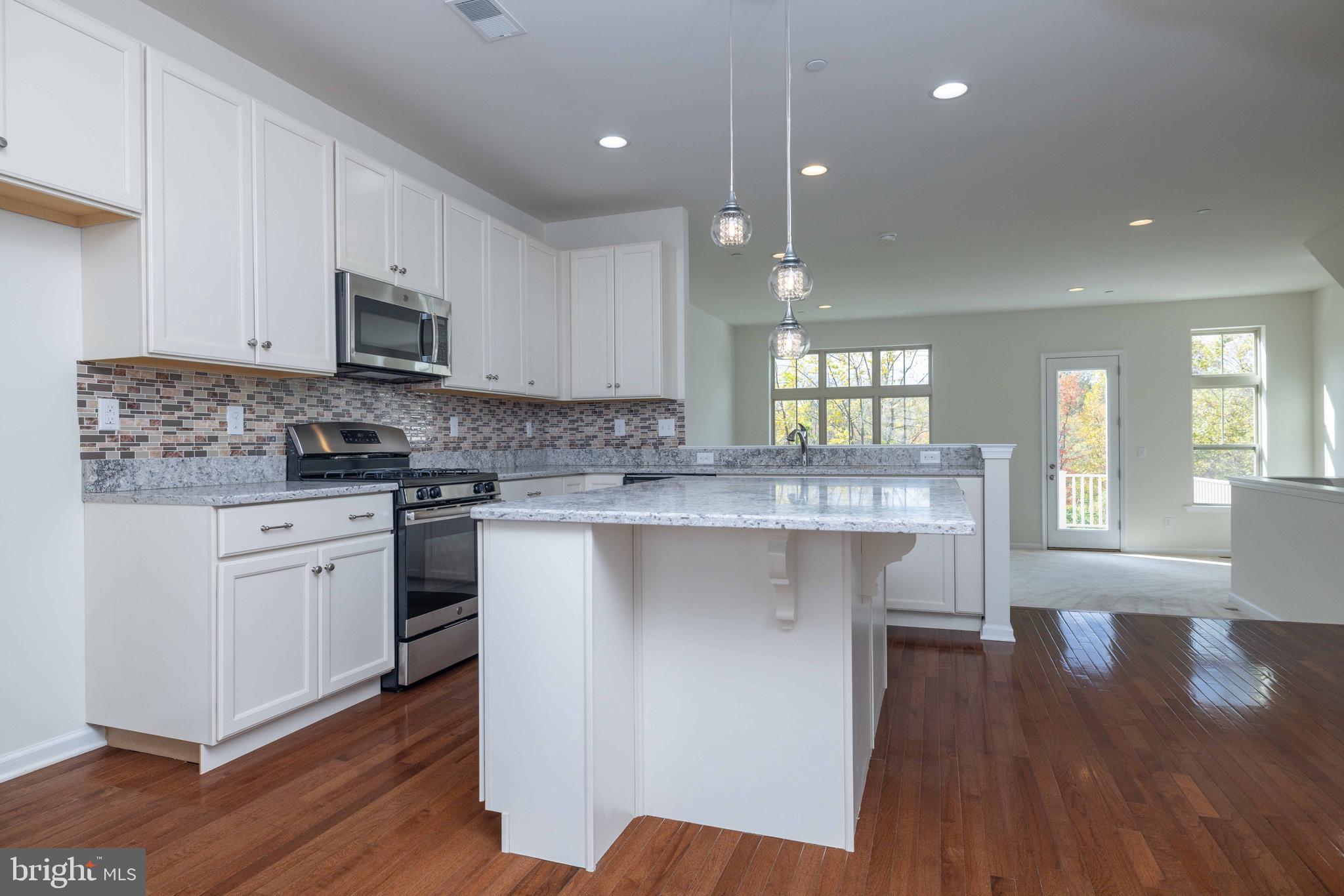 326 REDBUD LANE