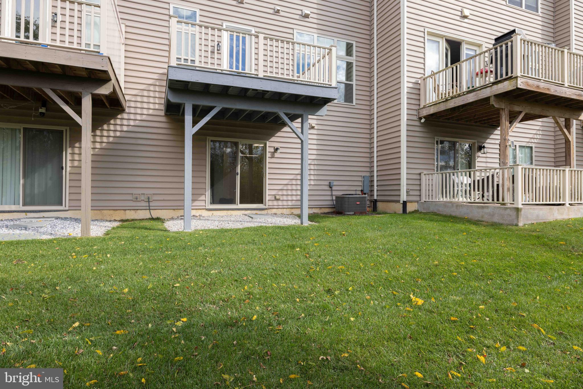 WALNUT WALK - Residential