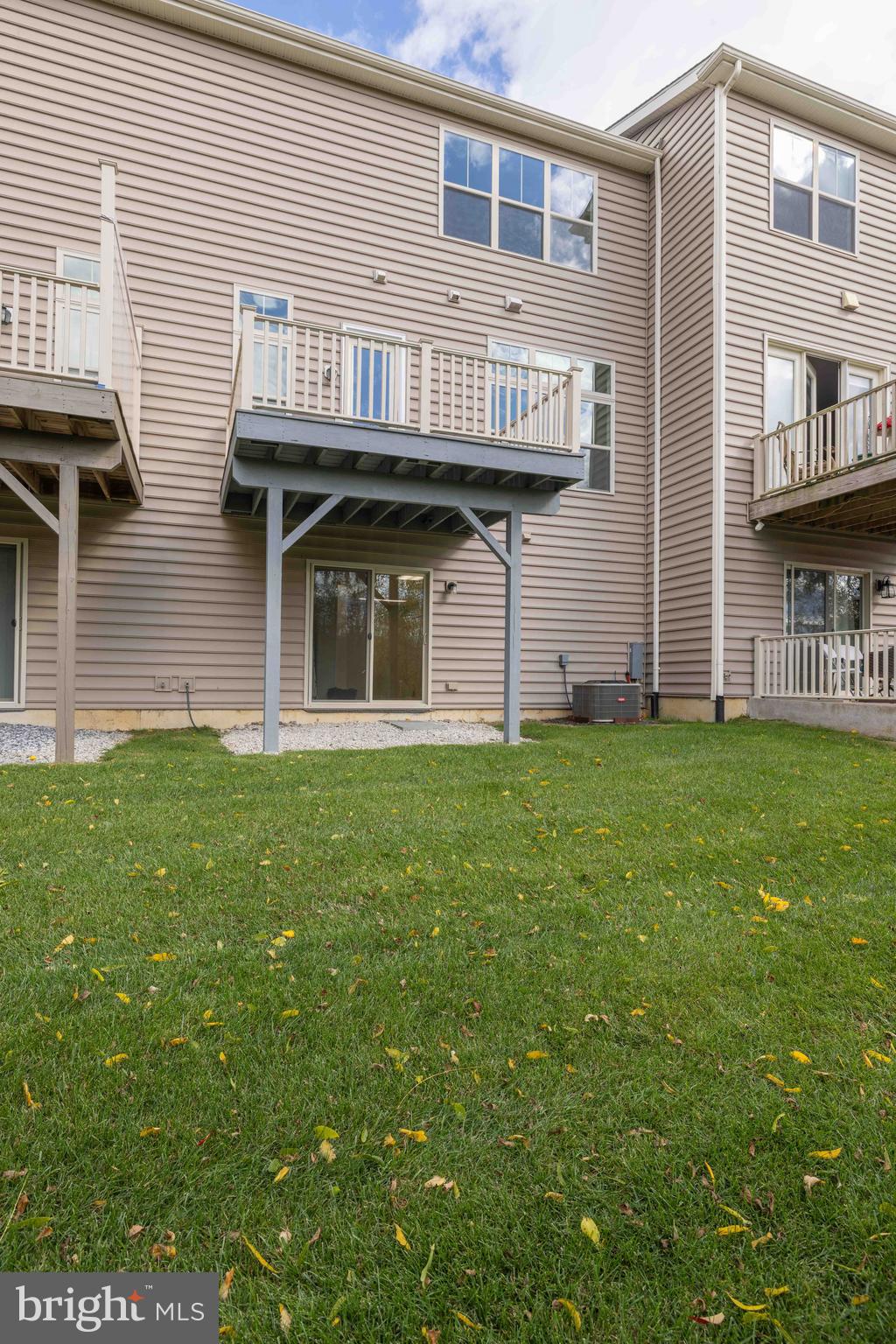 WALNUT WALK - Residential