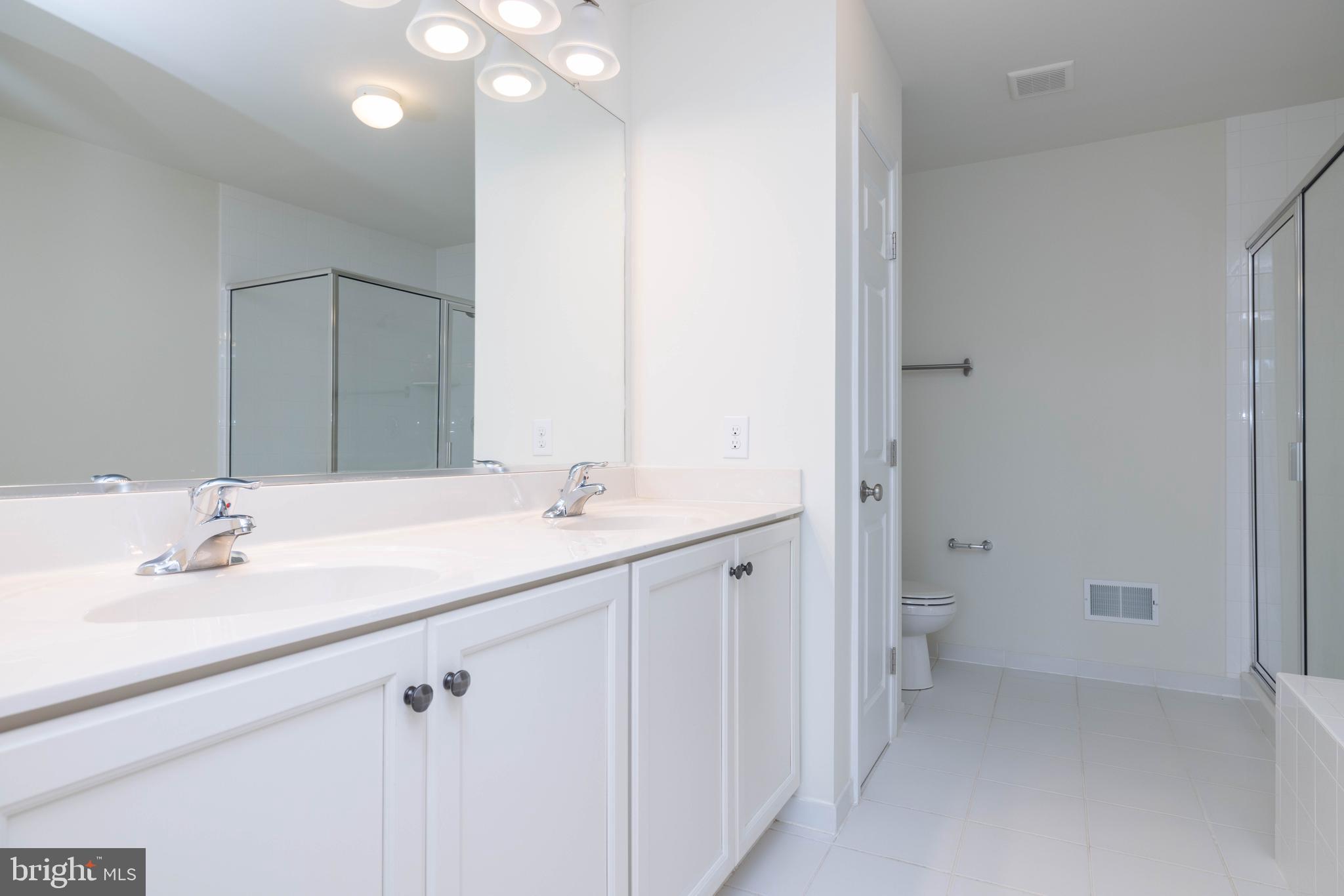 WALNUT WALK - Residential