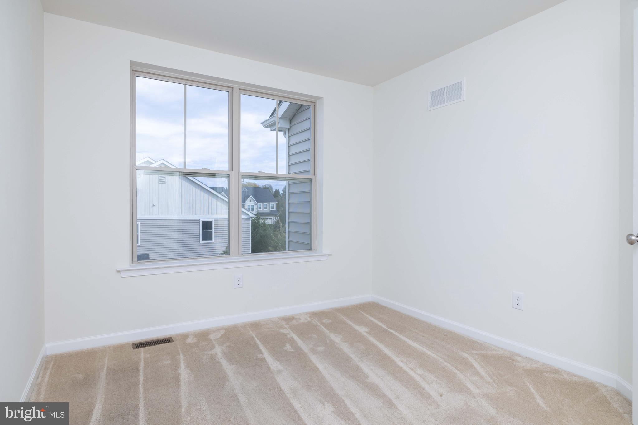 WALNUT WALK - Residential