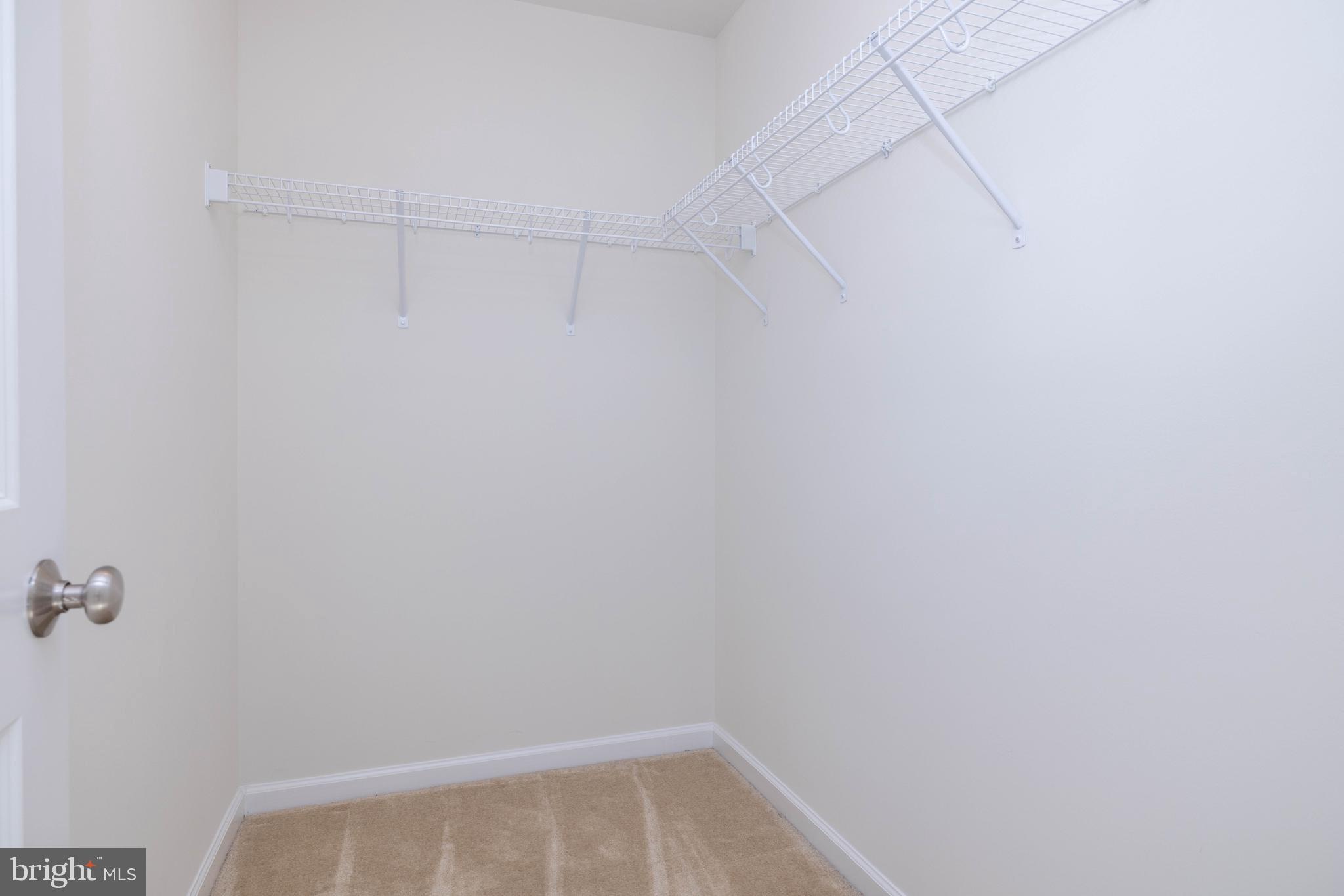 WALNUT WALK - Residential